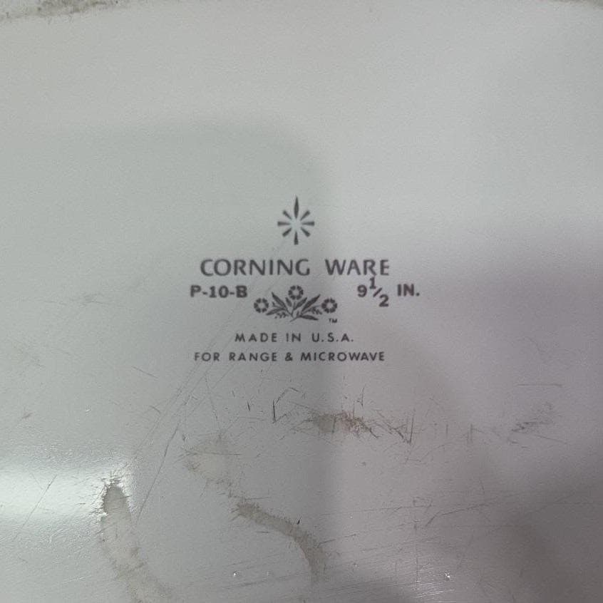 Corning Ware Floral Bouquet Daisy Casserole Dish, P-10-B, Replacement Cookware - Thumbnail 2