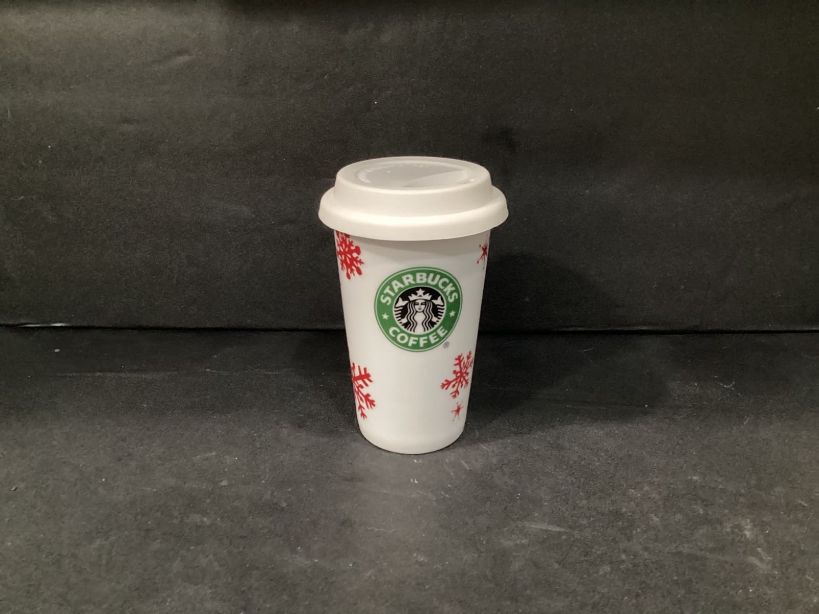 2010 Starbucks Coffee Travel Mug Ceramic Christmas Red Snowflakes with Lid - Thumbnail 8