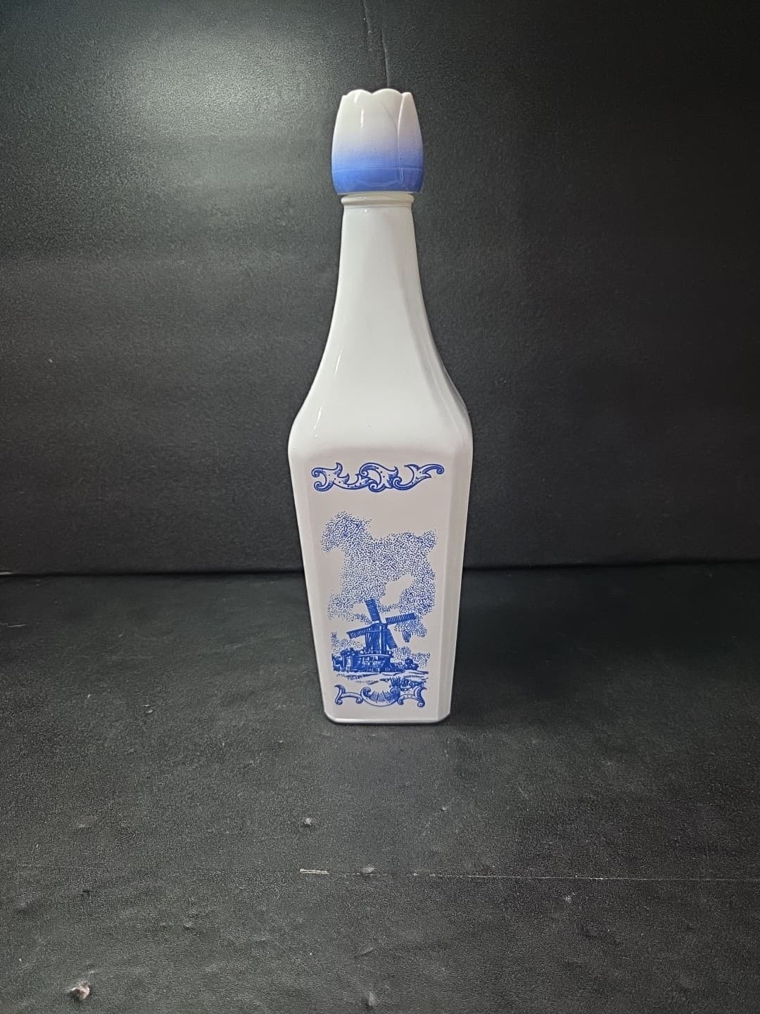 Vandermint Liquor Bottle Decanter, Blue White Windmill Glass, D-126 5886, 11.5" - Thumbnail 3