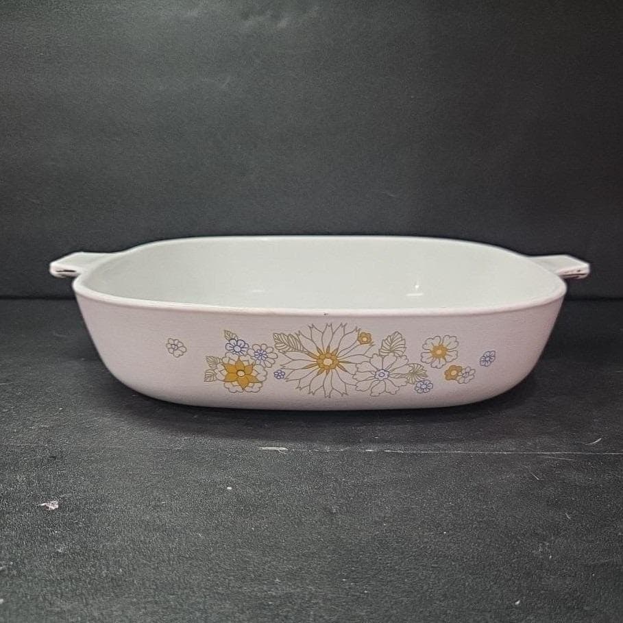 Corning Ware Floral Bouquet Daisy Casserole Dish, P-10-B, Replacement Cookware - Thumbnail 8