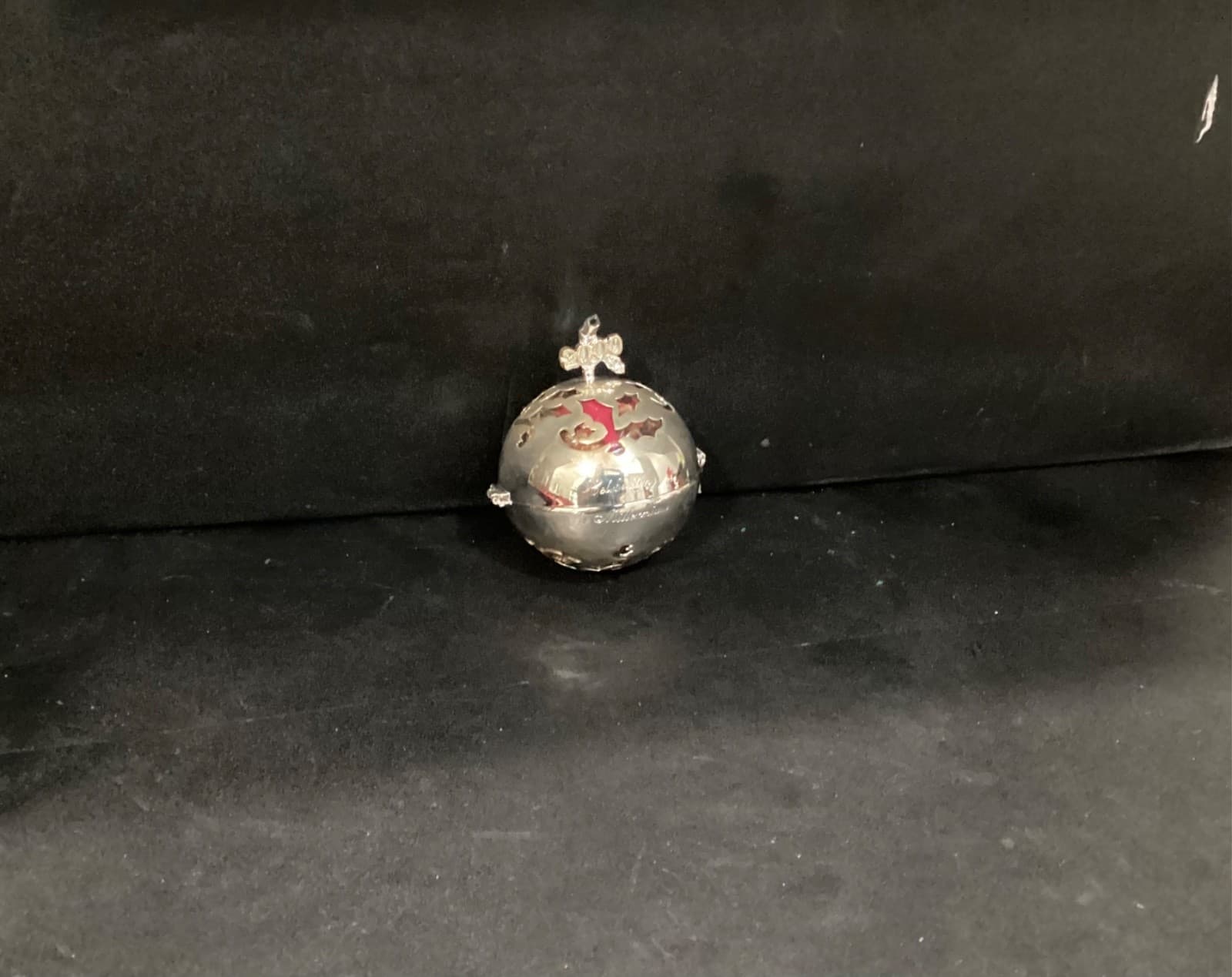 LENOX Now & Forever 2000 Silver Millennium Ball Ornament Potpourri Y2K - Thumbnail 2