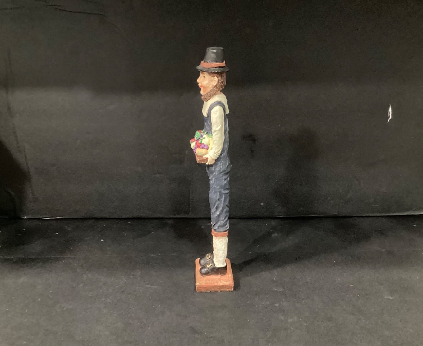 THANKSGIVING Pilgrim Collectible Man W Food Windsor Collection - Thumbnail 7