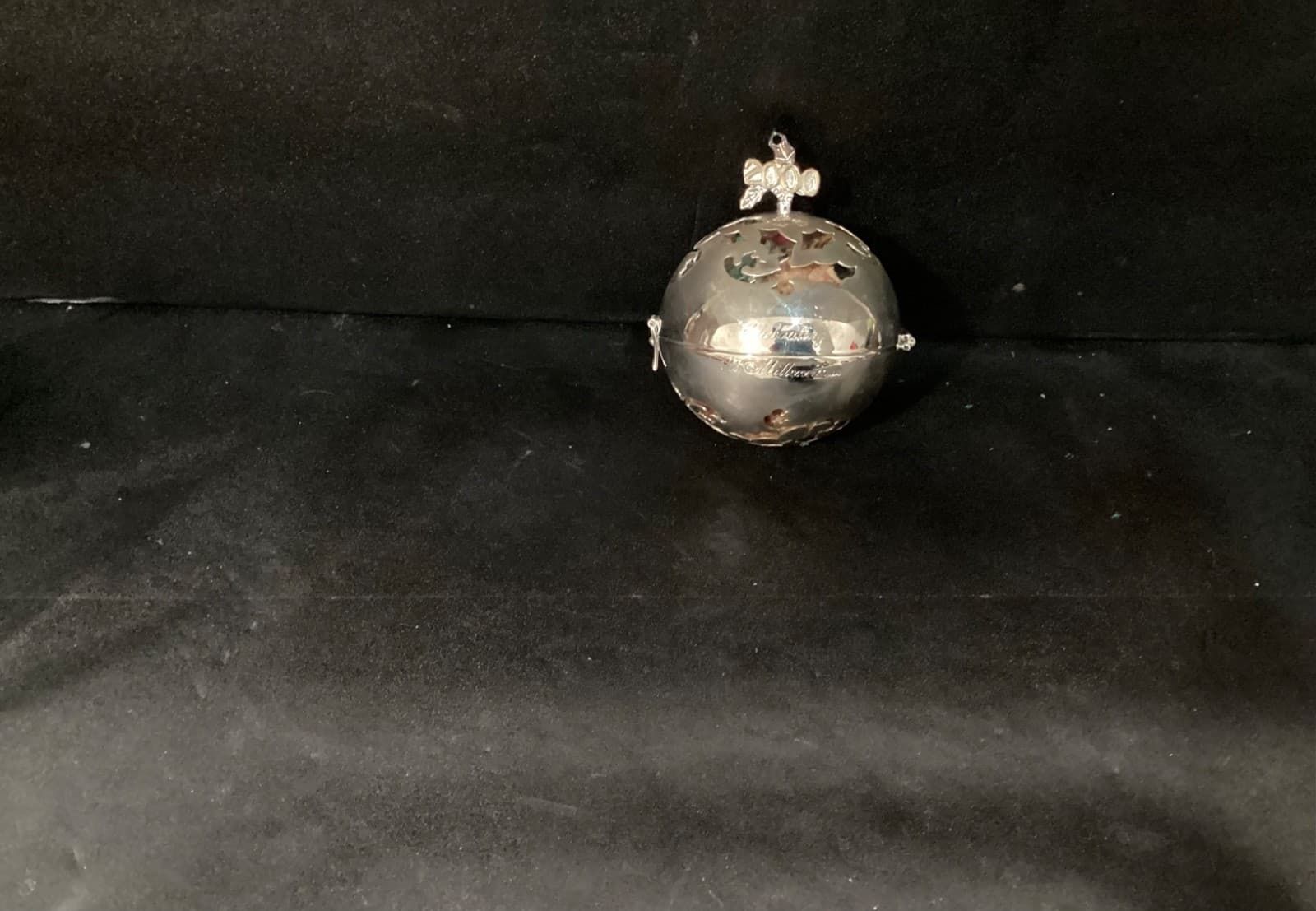 LENOX Now & Forever 2000 Silver Millennium Ball Ornament Potpourri Y2K - Thumbnail 5