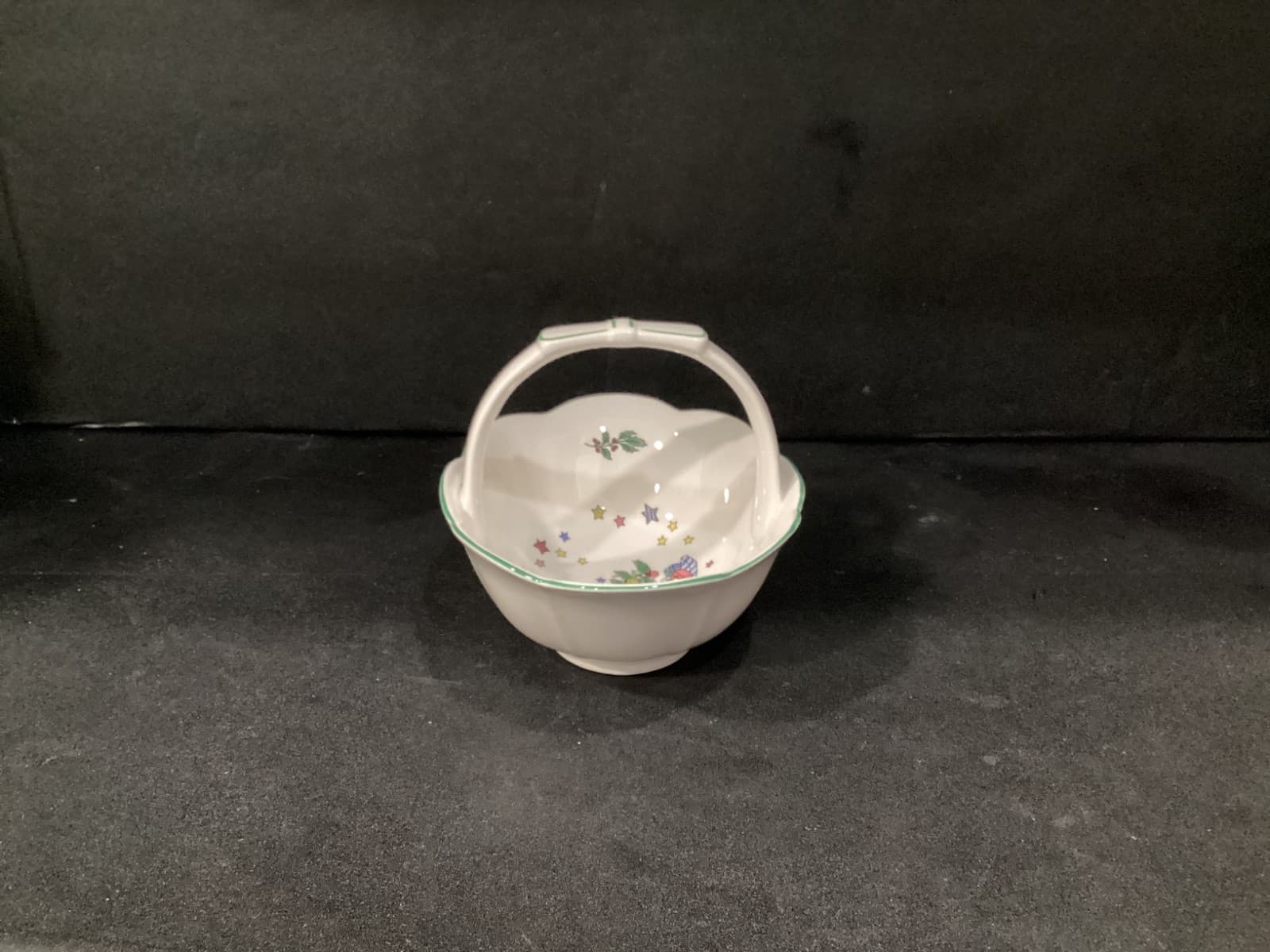 NIKKO Christmastime Candy Basket w/ Handle made in Japan Vintage - Thumbnail 5