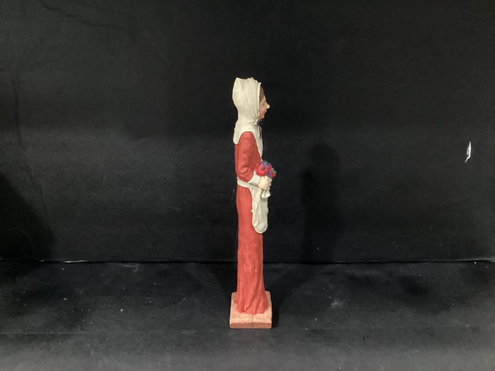 THANKSGIVING Pilgrim Collectible Woman Dress Windsor Collection - Thumbnail 5