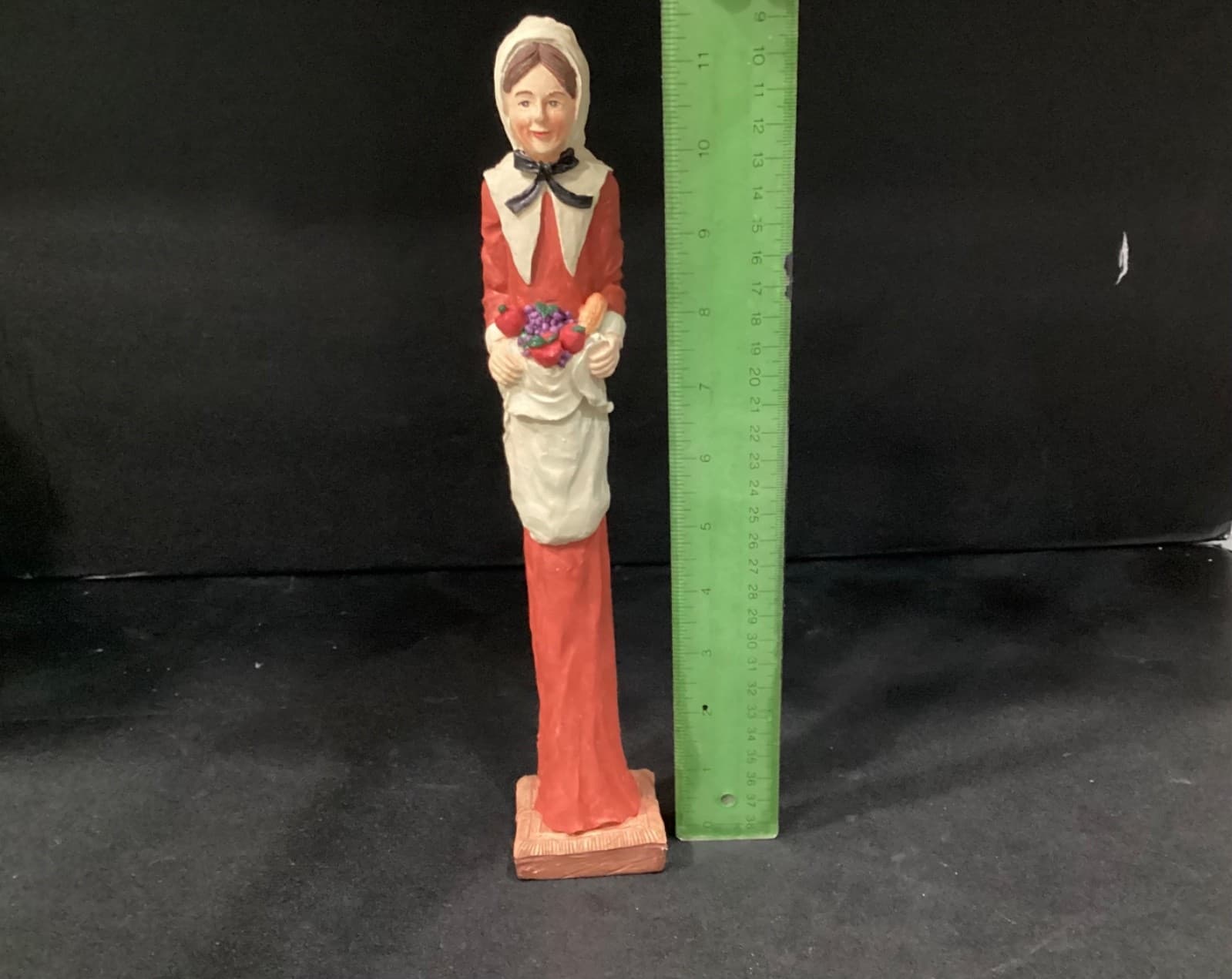 THANKSGIVING Pilgrim Collectible Woman Dress Windsor Collection - Thumbnail 9
