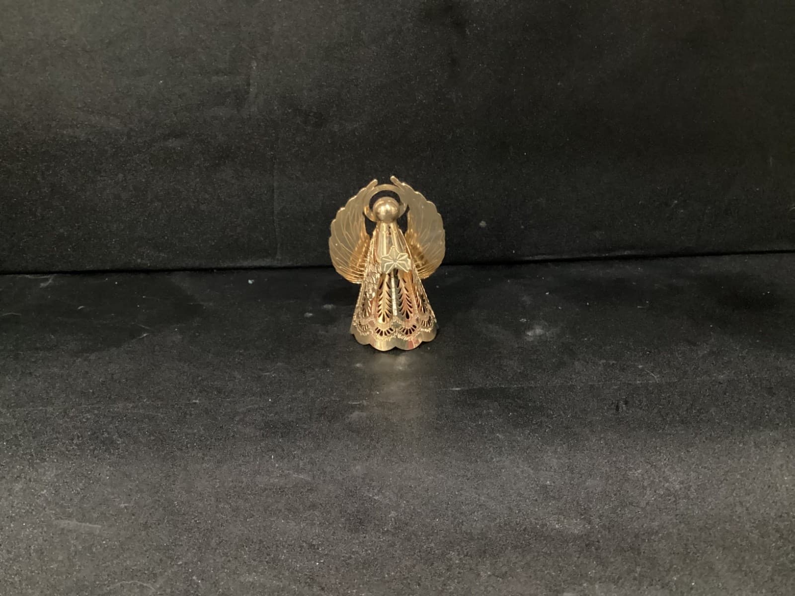 Hallmark 1988 Heavenly Glow Angel Brass Keepsake Miniature Tree Topper Vintage - Thumbnail 3