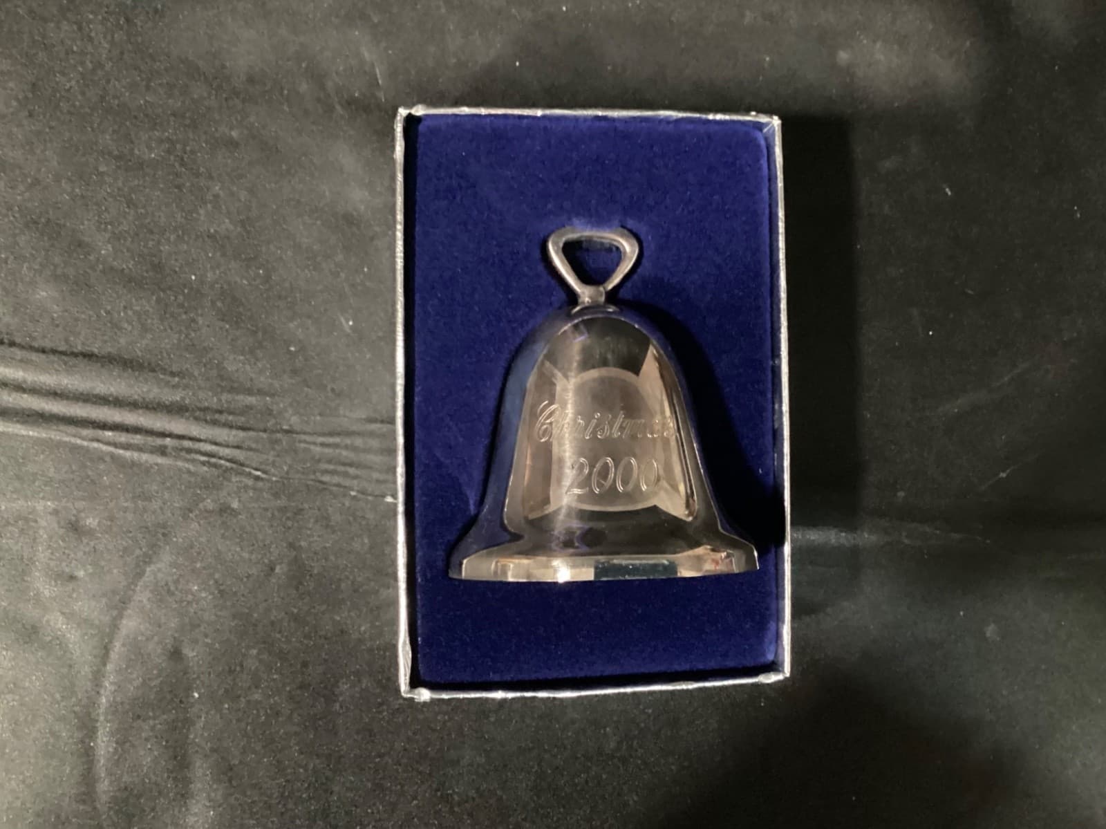 Reed & Barton Annual Silver Plated Bell Ornament 2002 329/3 - Thumbnail 2