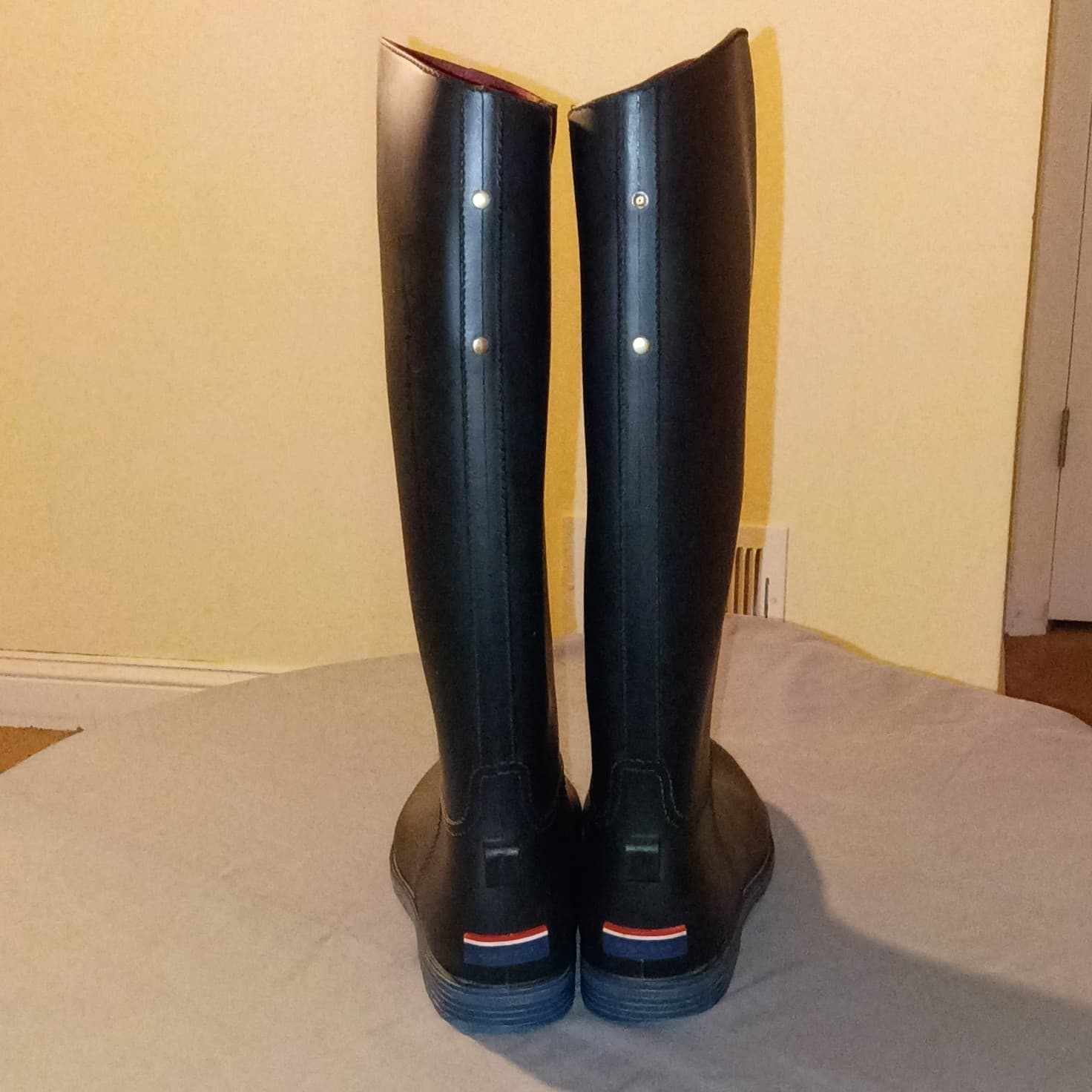 Tommy Hilfiger TWSPRITZ Tall Black Rubber Rain Boots Women’s Size 10 - Thumbnail 3