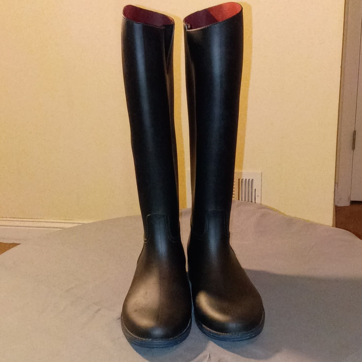 Tommy Hilfiger TWSPRITZ Tall Black Rubber Rain Boots Women’s Size 10