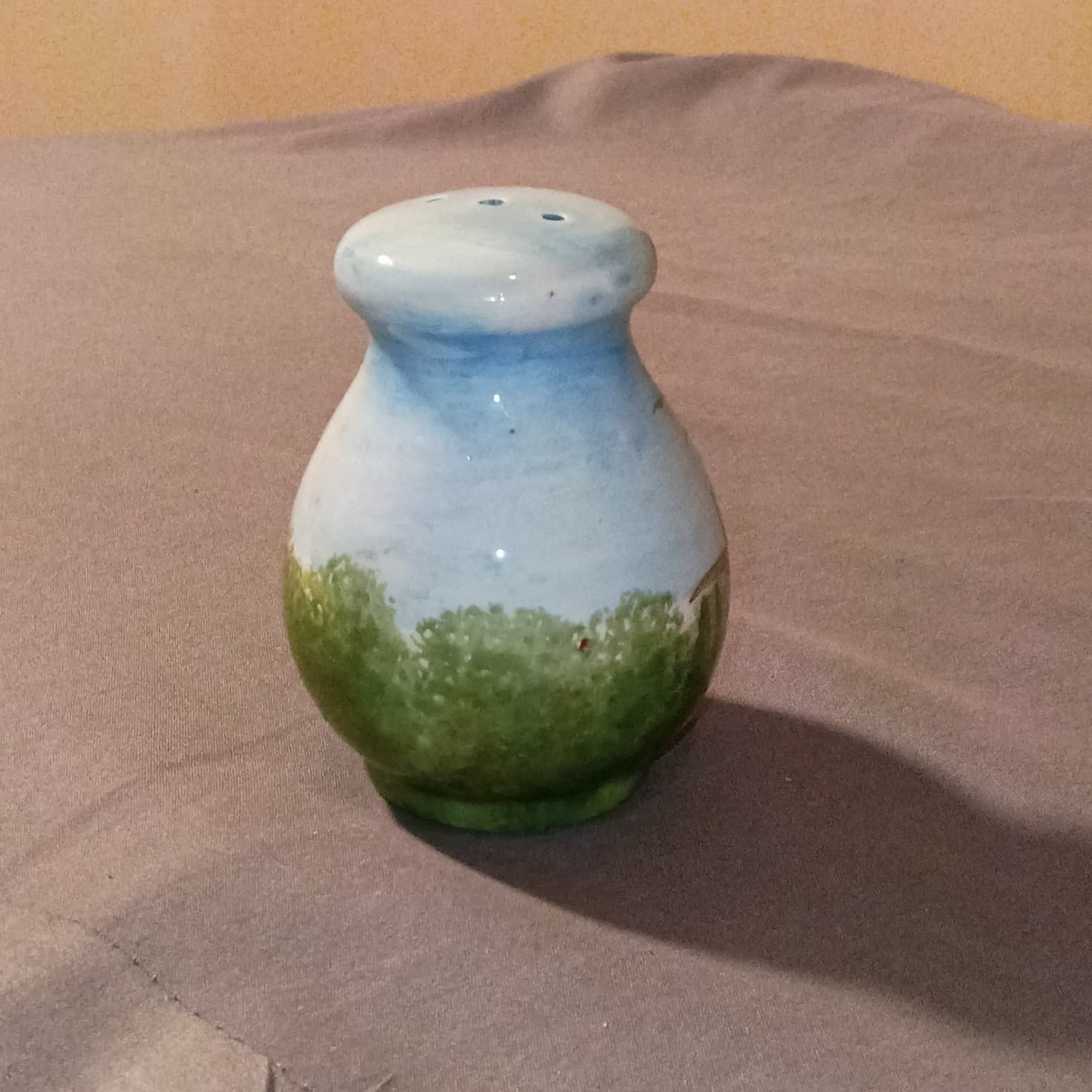 ceramic Scenic Cottage Ceramic Salt & Pepper Shaker, Hand-Painted, Glossy Finish - Thumbnail 2