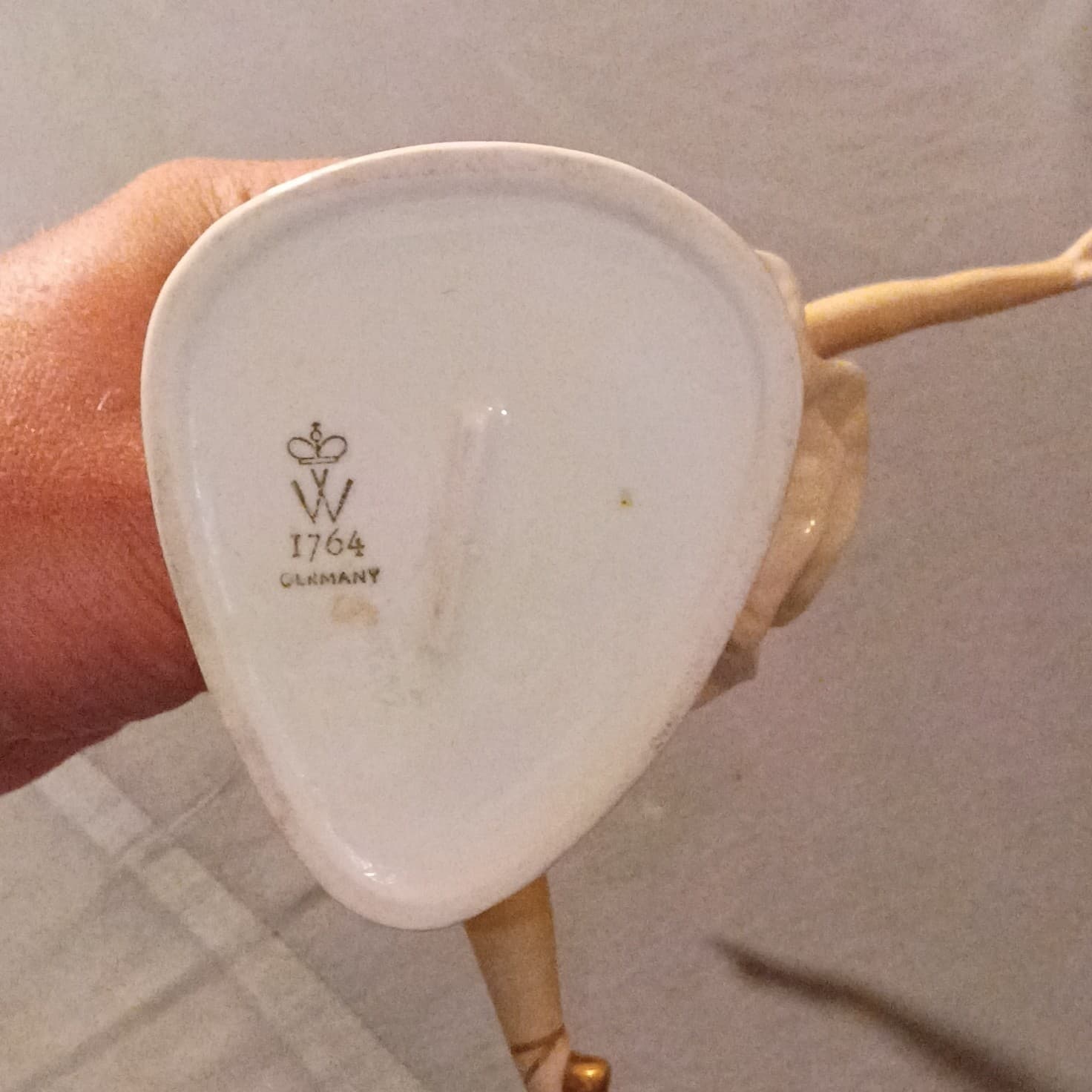 Meissen Porcelain Ballerina Figurine Hand Painted White/Gold Germany 1764 - Thumbnail 4