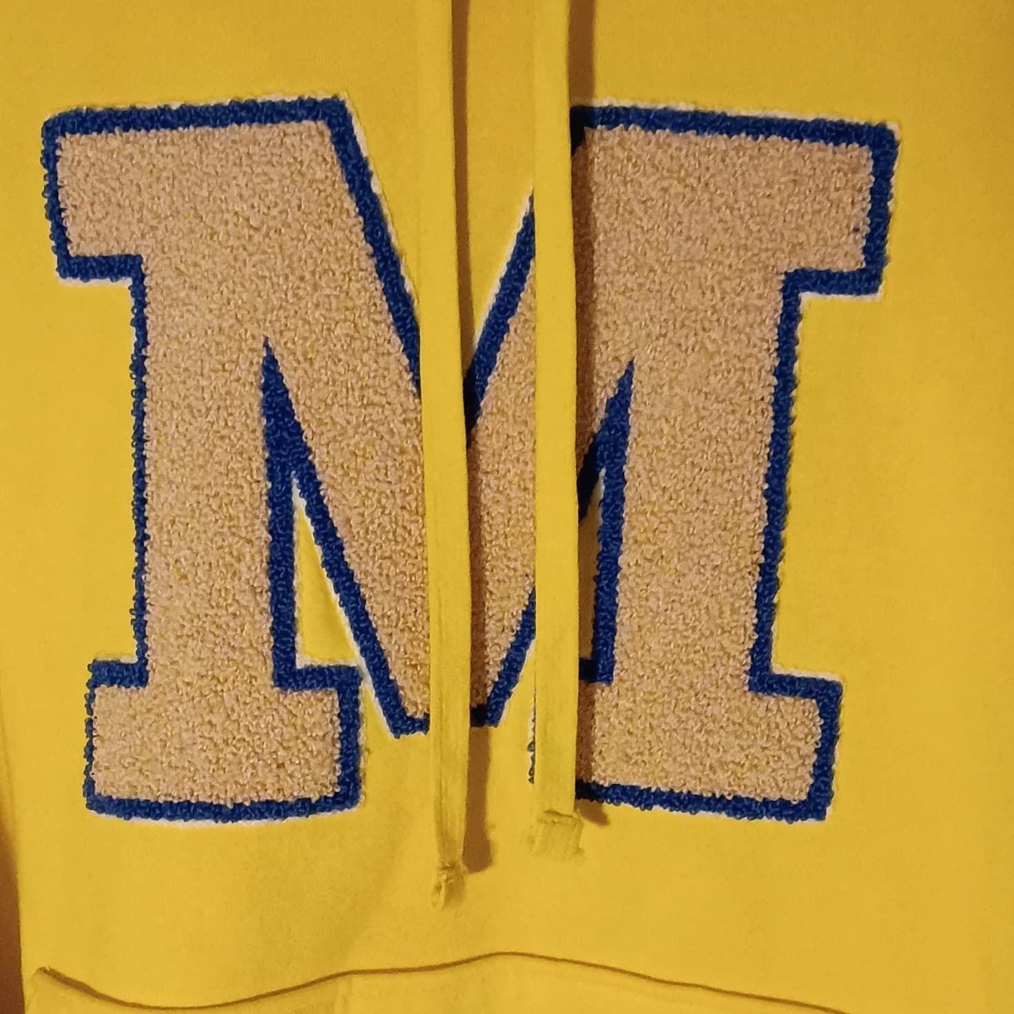 H&M Michigan Football Logo Hoodie Men's Size Large Yellow Colorway - Thumbnail 9