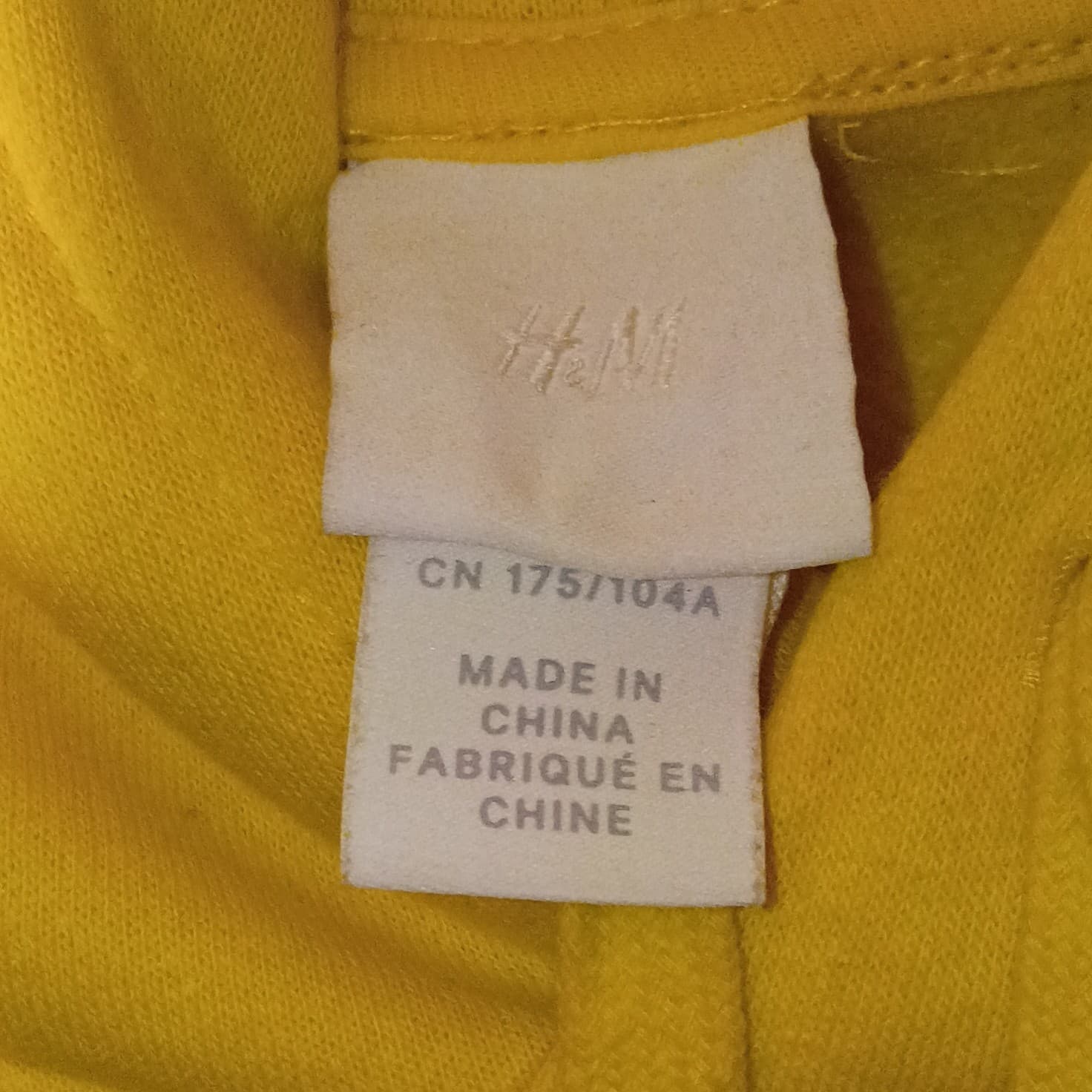 H&M Michigan Football Logo Hoodie Men's Size Large Yellow Colorway - Thumbnail 3