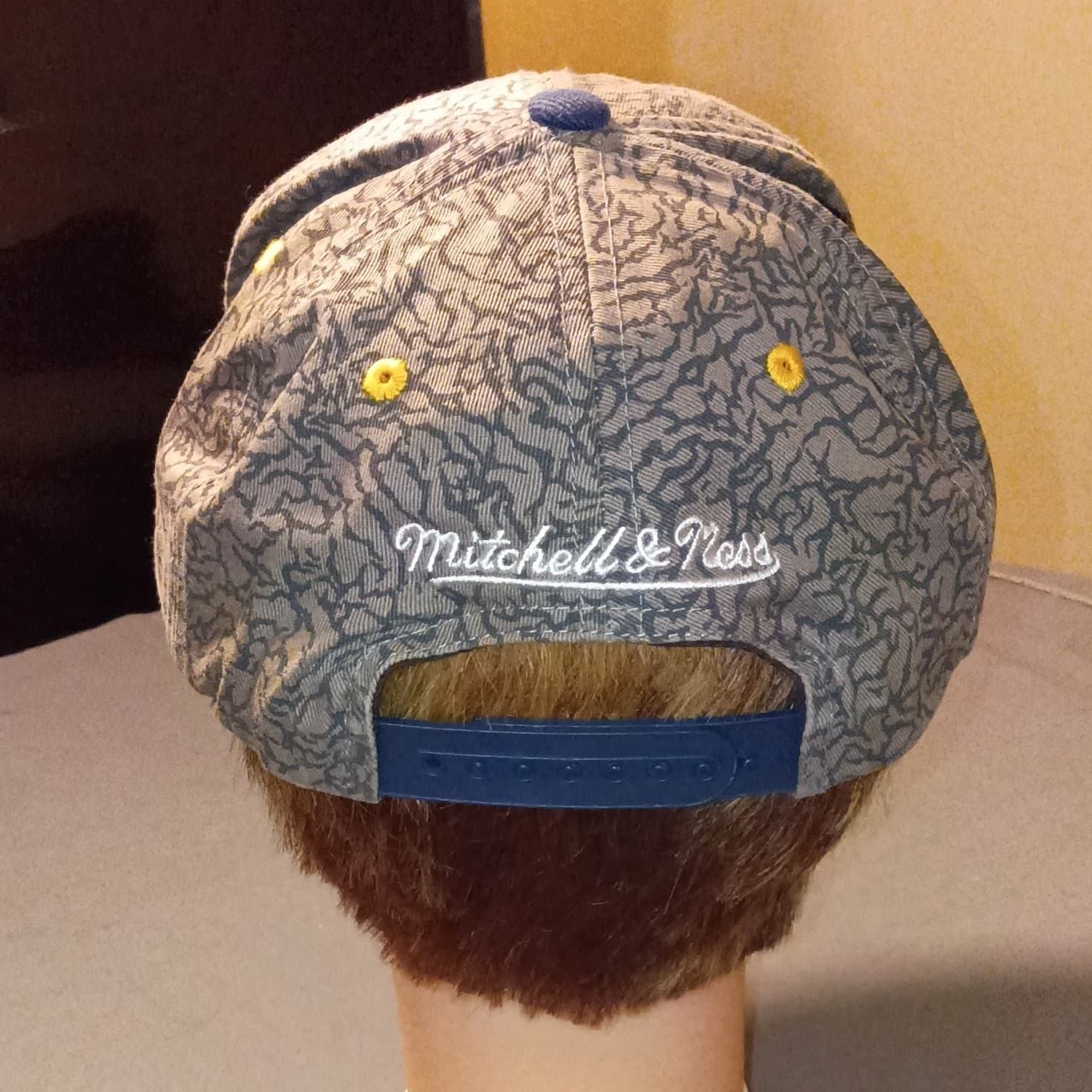 Mitchell & Ness Indiana Pacers NBA Basketball Snapback Hat Cap Gray Blue Yellow - Thumbnail 3