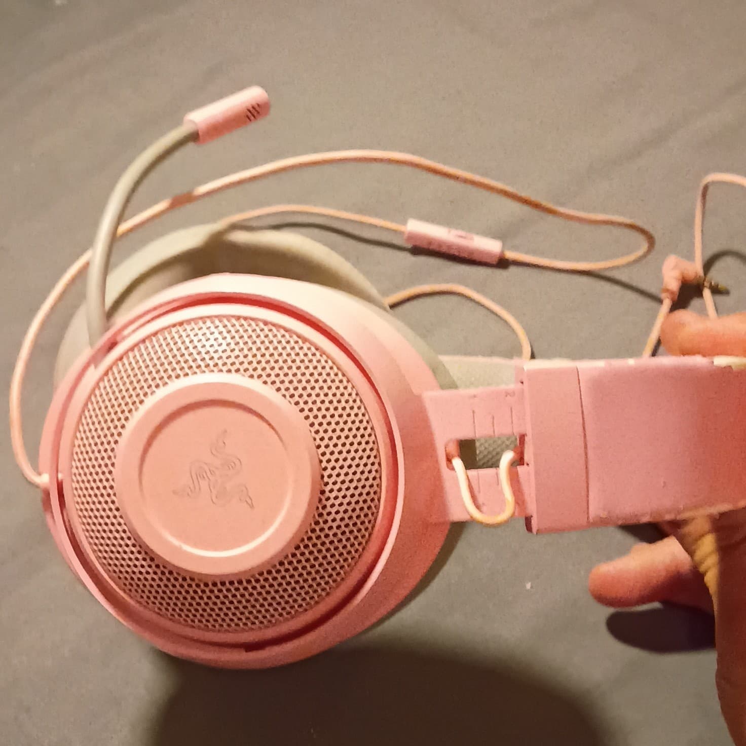 Razer Kraken Gaming Headset Pink Lightweight Aluminum Frame PC Xbox PS TESTED - Thumbnail 4