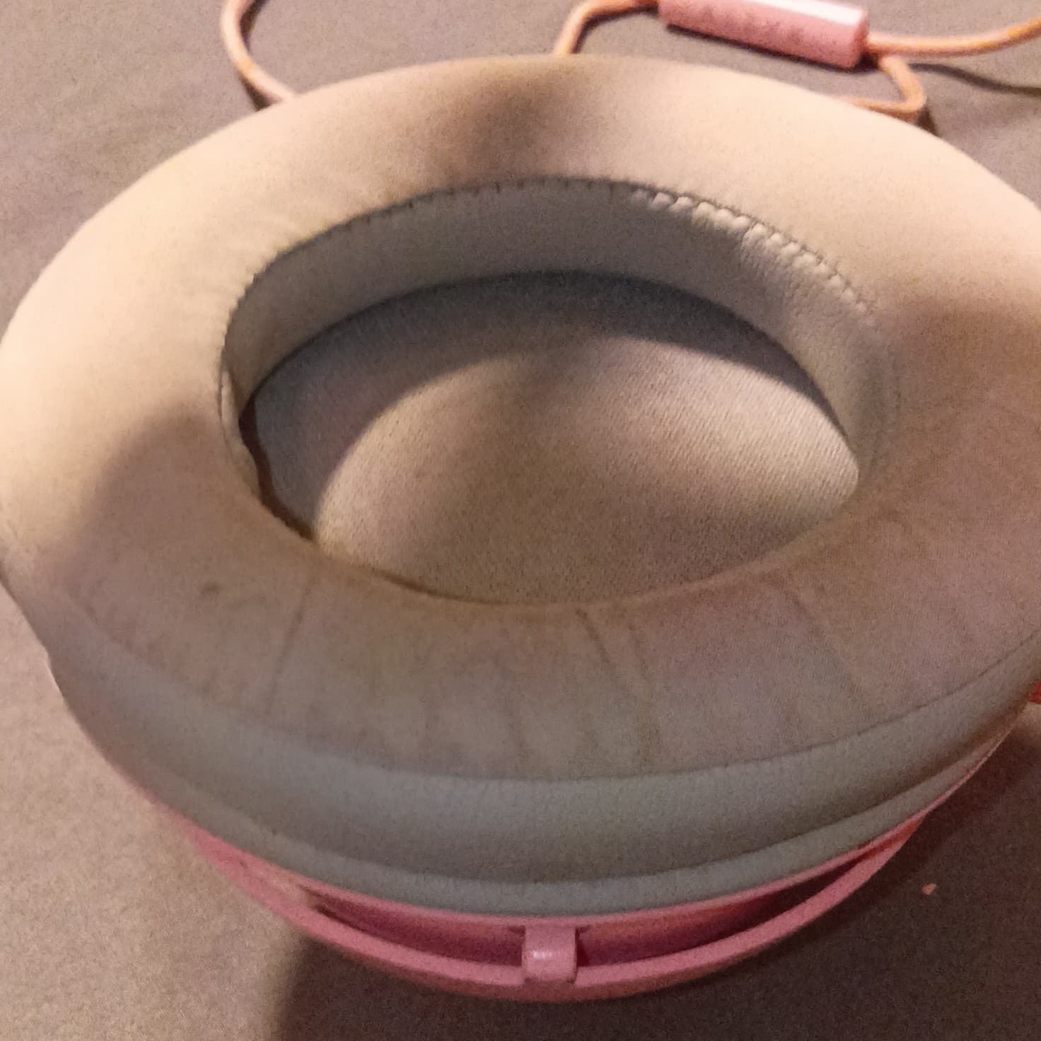 Razer Kraken Gaming Headset Pink Lightweight Aluminum Frame PC Xbox PS TESTED - Thumbnail 5
