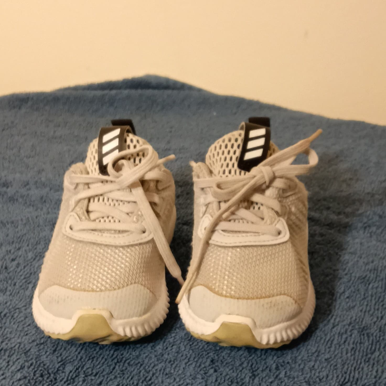 adidas Alphabounce Unisex Kids Sneaker Beige/White/Black US 5K EU 20 BW1189 - Thumbnail 2