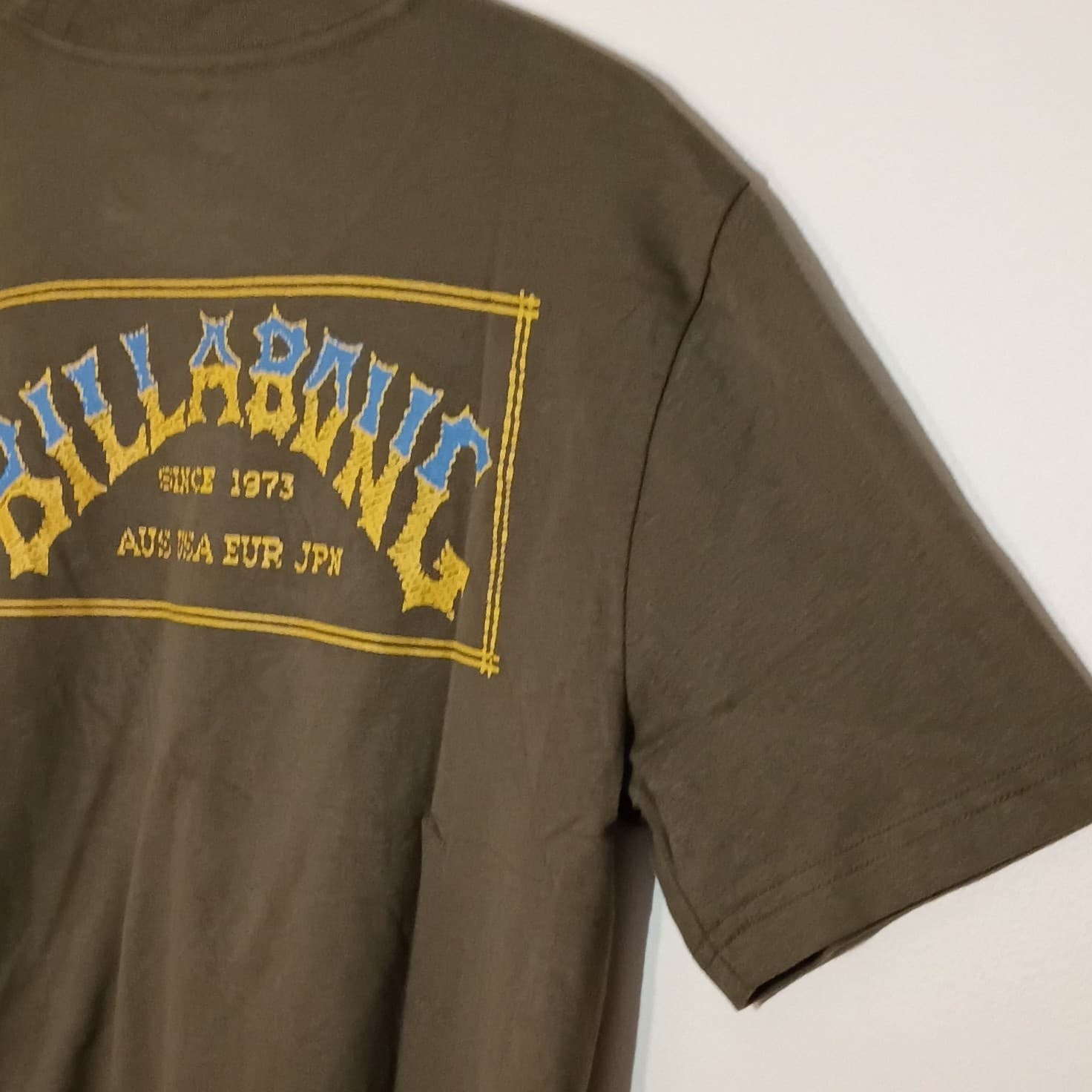 Billabong Since 1973 Aus USA Eur And Jap T-shirt Brand New With Tags Size Small - Thumbnail 9