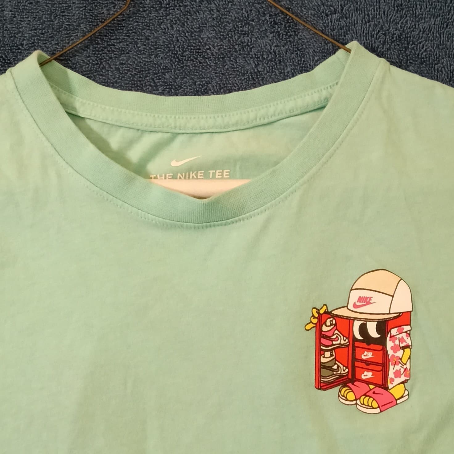 Nike Women’s T Shirt Large Mint Green Logo Graphic Tee Short Sleeve Cotton - Thumbnail 5