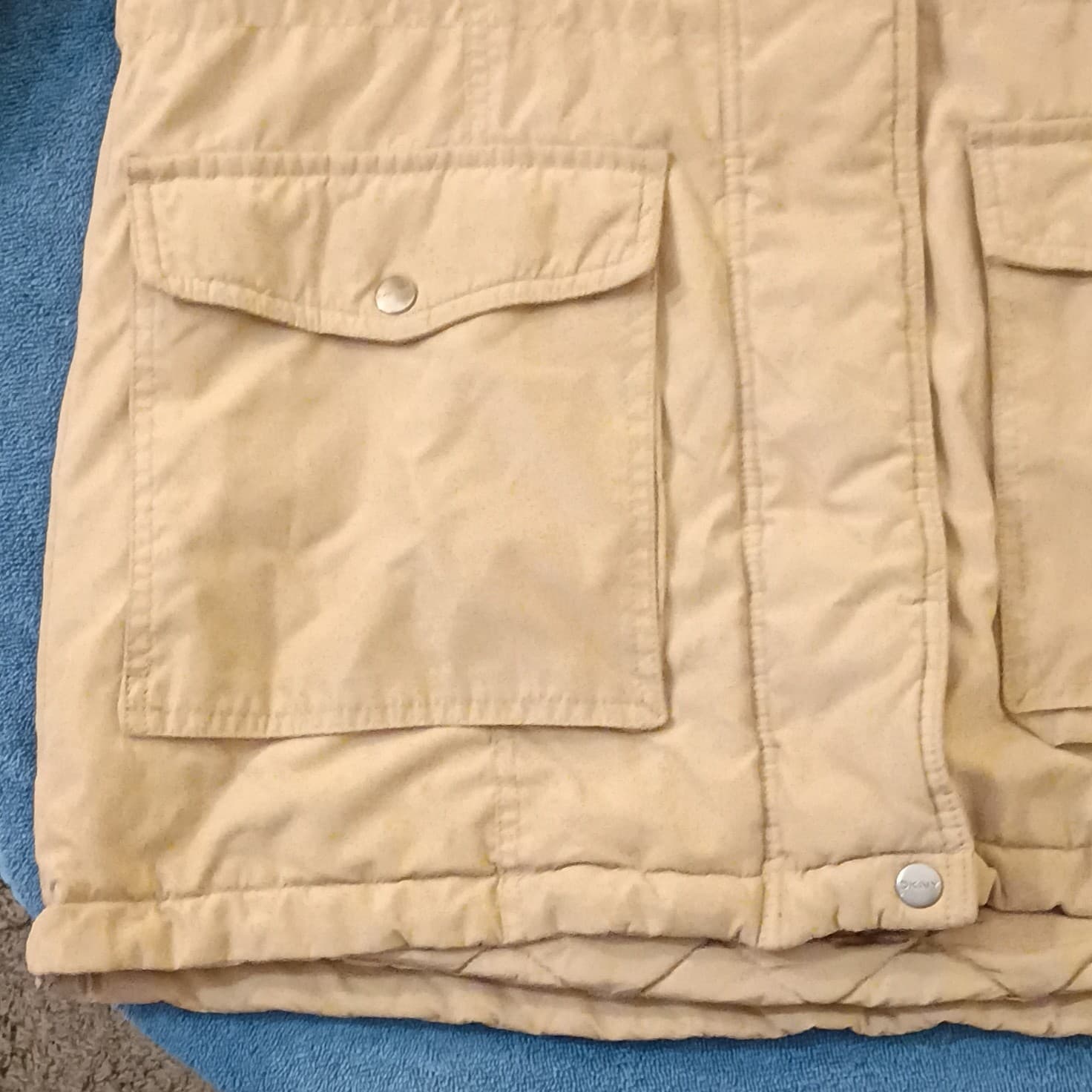 DKNY Women's Medium Size Winter Jacket Color Beige Excellent Condition Pre-Owned - Thumbnail 8