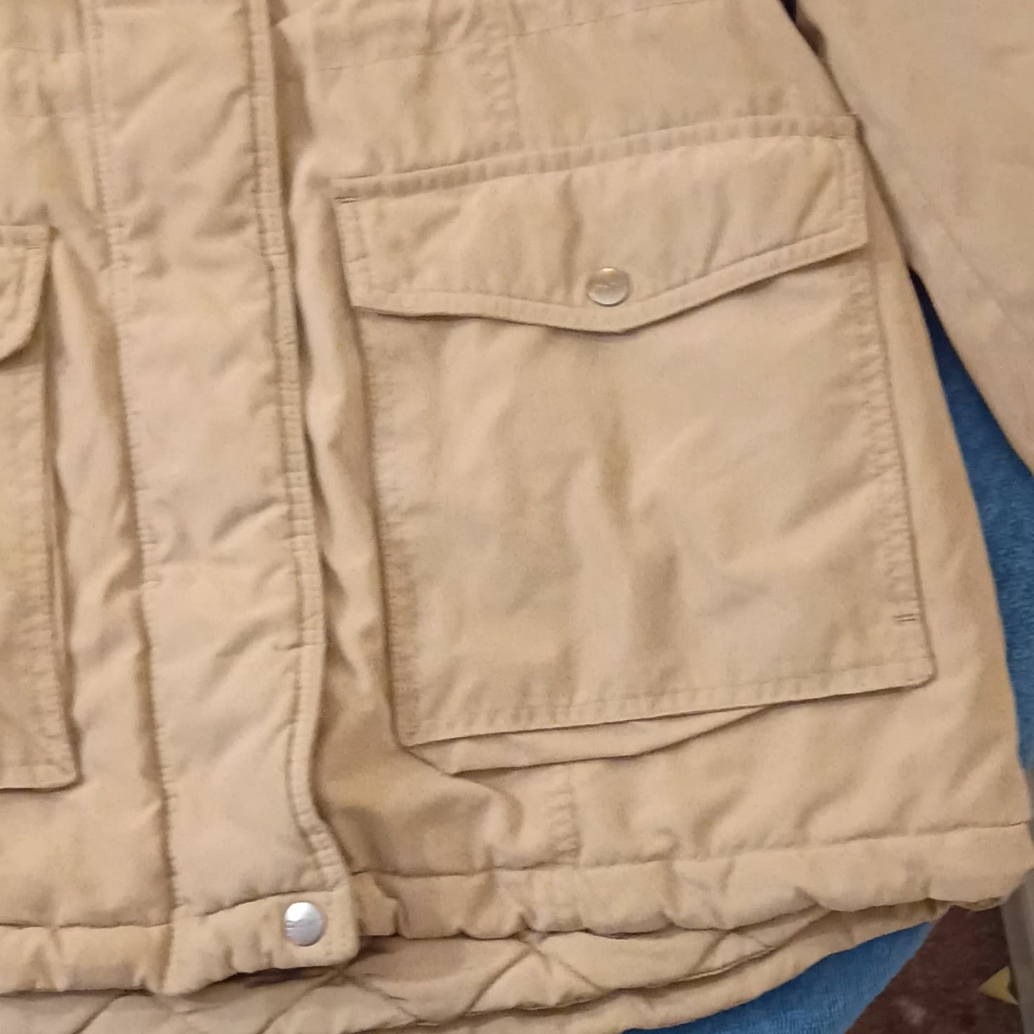 DKNY Women's Medium Size Winter Jacket Color Beige Excellent Condition Pre-Owned - Thumbnail 9