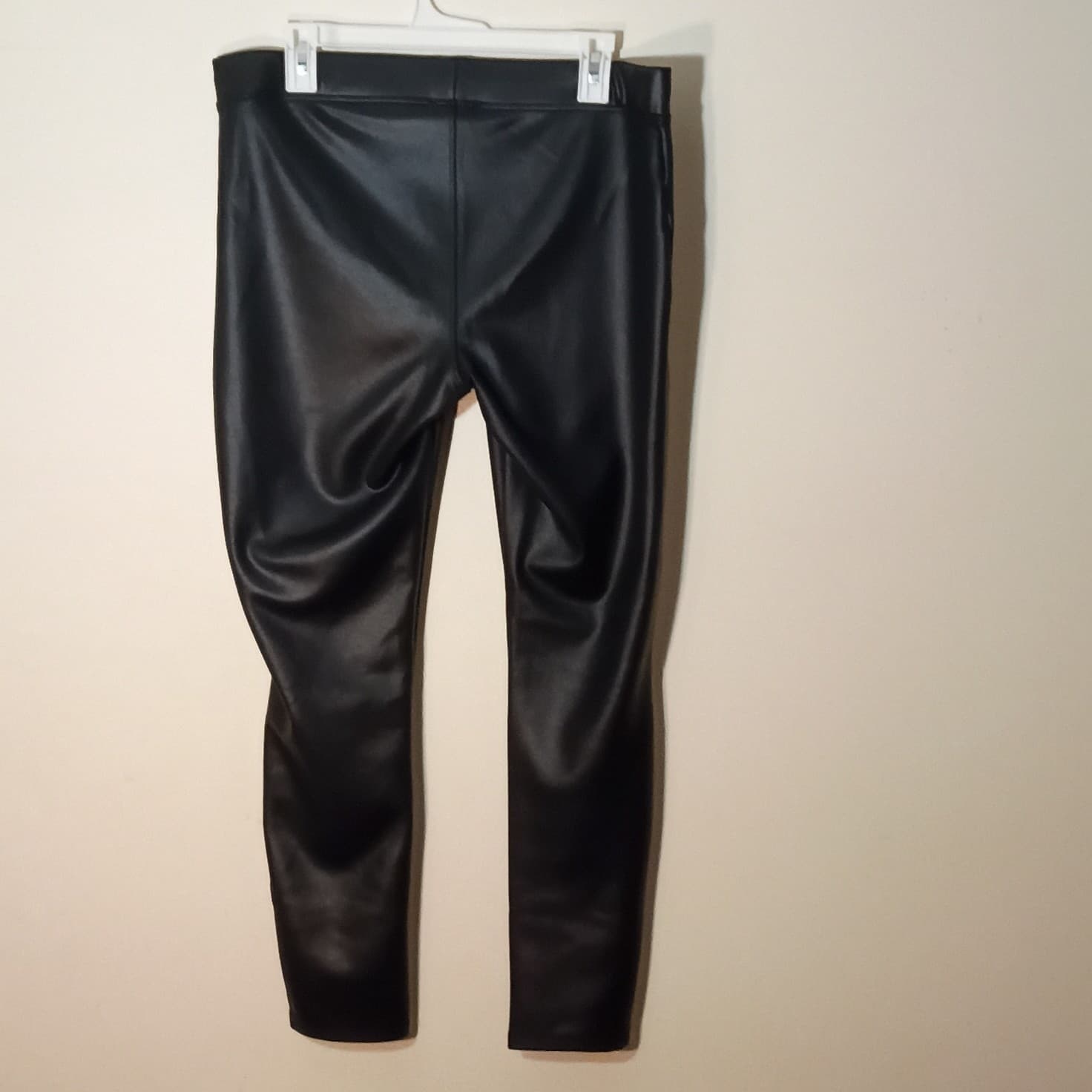 Express Women's Black Faux Leather Ankle Leggings Size L Stretch Elastic Waist - Thumbnail 2