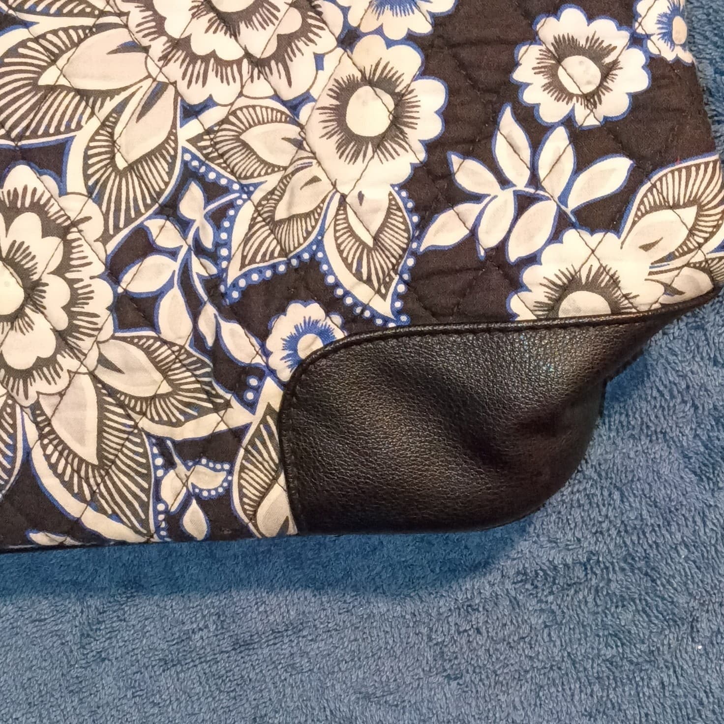 Vera Bradley Floral Satchel Top Handle Zip Closure Pockets Black Blue White - Thumbnail 10
