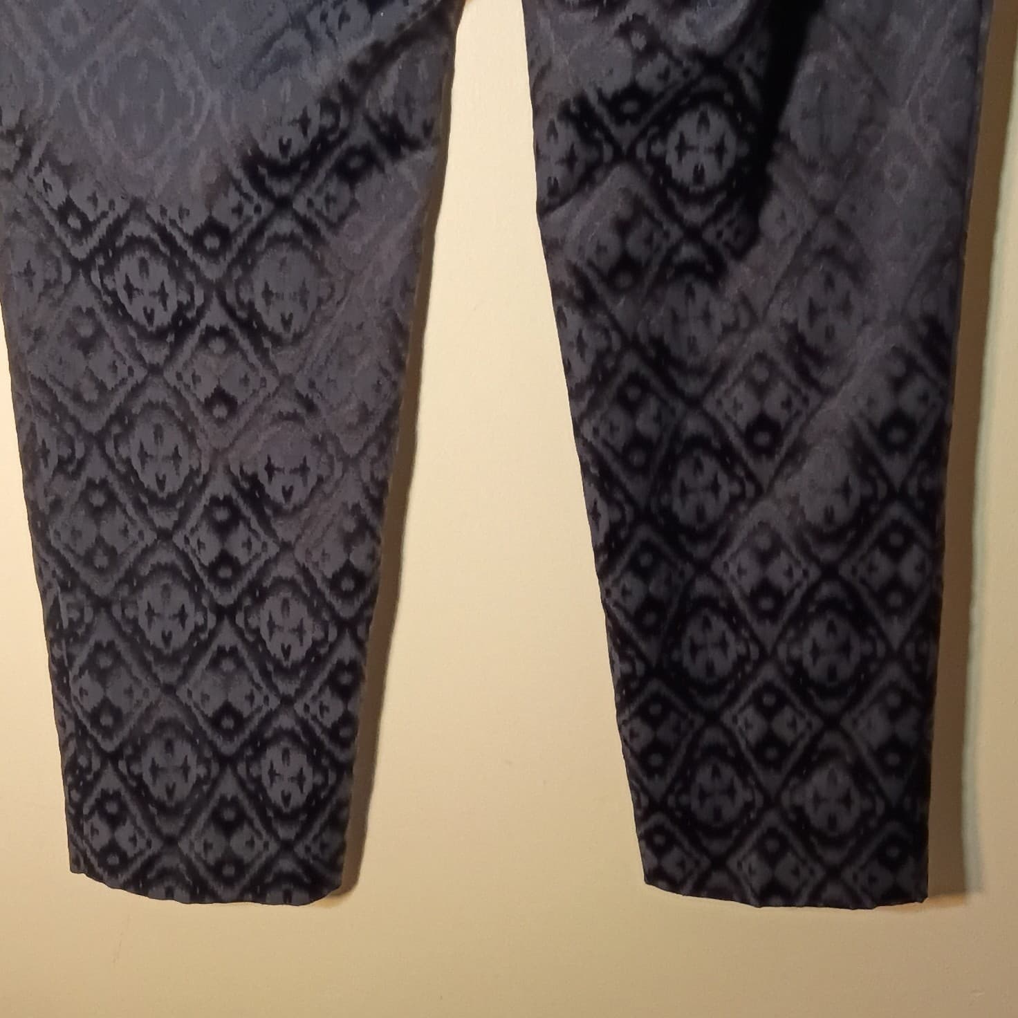 Chico's Black Jacquard Geometric Slim Skinny Ankle Pants Zip Pockets Sz 1 - Thumbnail 8