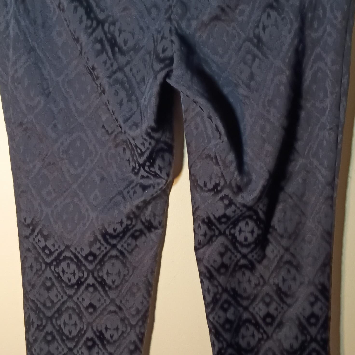 Chico's Black Jacquard Geometric Slim Skinny Ankle Pants Zip Pockets Sz 1 - Thumbnail 7