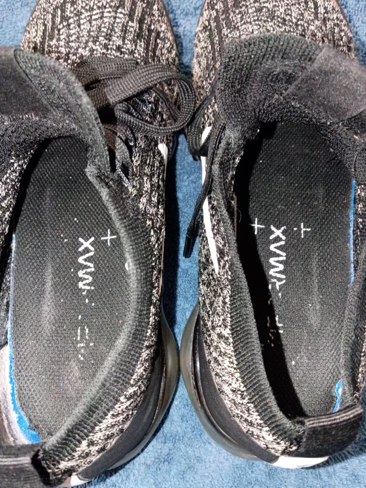 Nike Air VaporMax Flyknit 3 Oreo Low Top Lace-Up Sneaker AJ6910-001 - Thumbnail 7