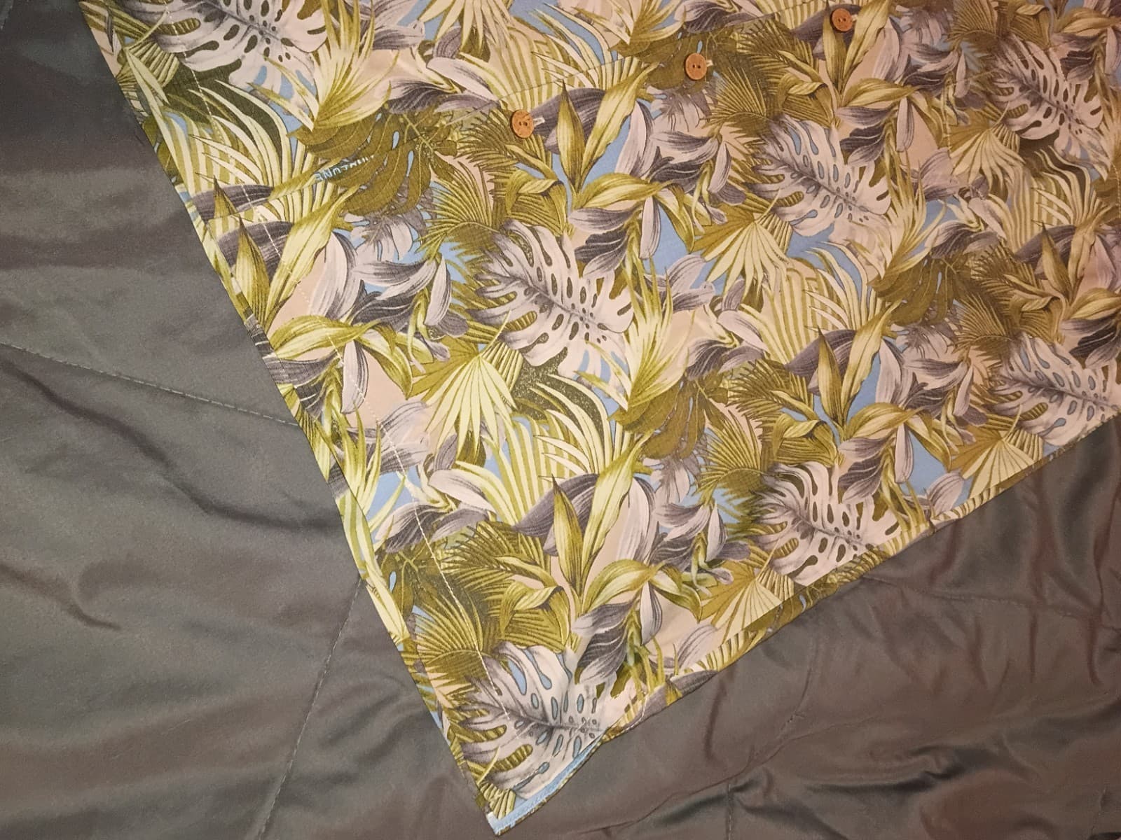 Tommy Bahama Coastal Ease Mens M Short Sleeve Button-Up Woven Cotton Hawaiian - Thumbnail 4
