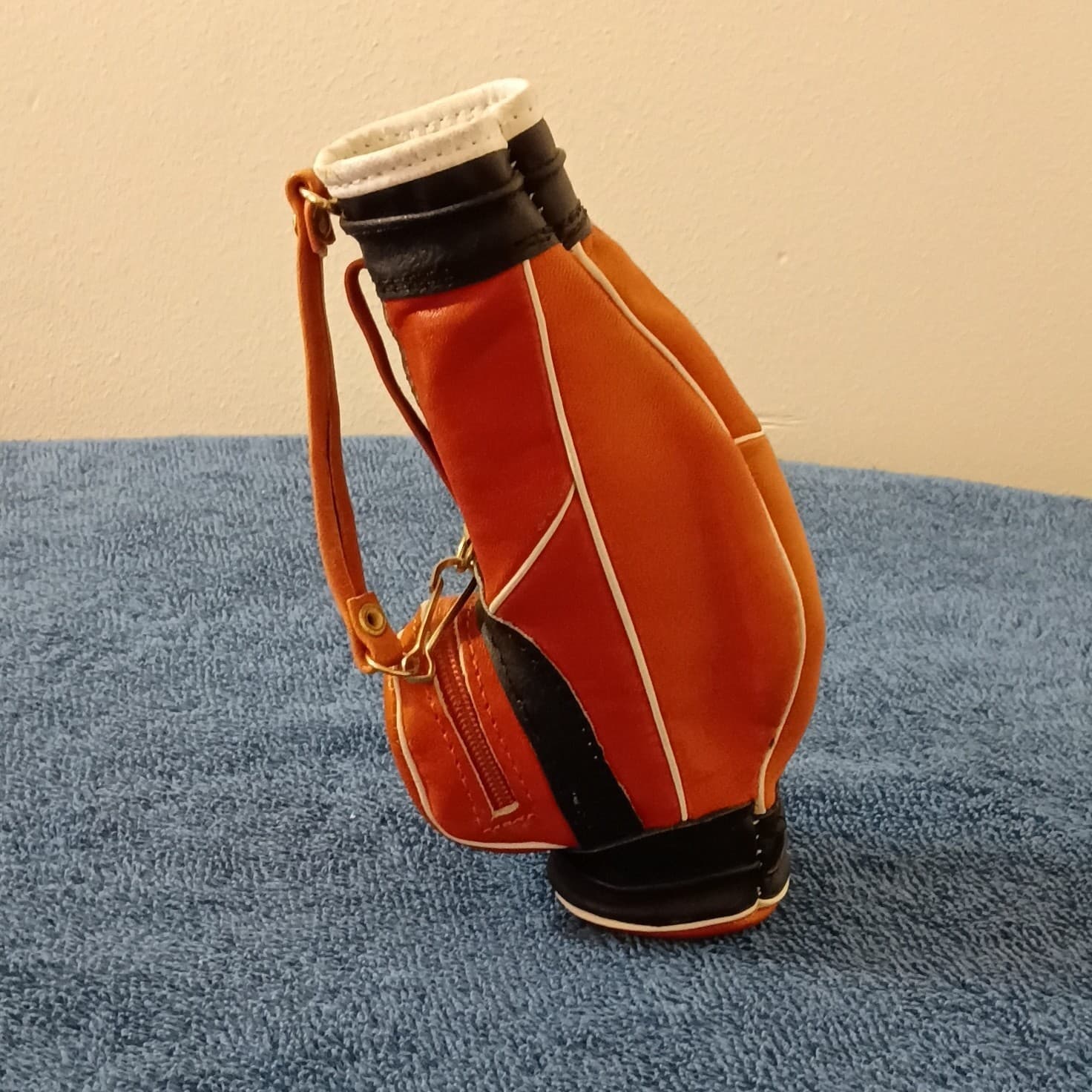 Mini Golf Bag Keychain Orange/Black/White Zippered 7in "Bahamas" - Thumbnail 3