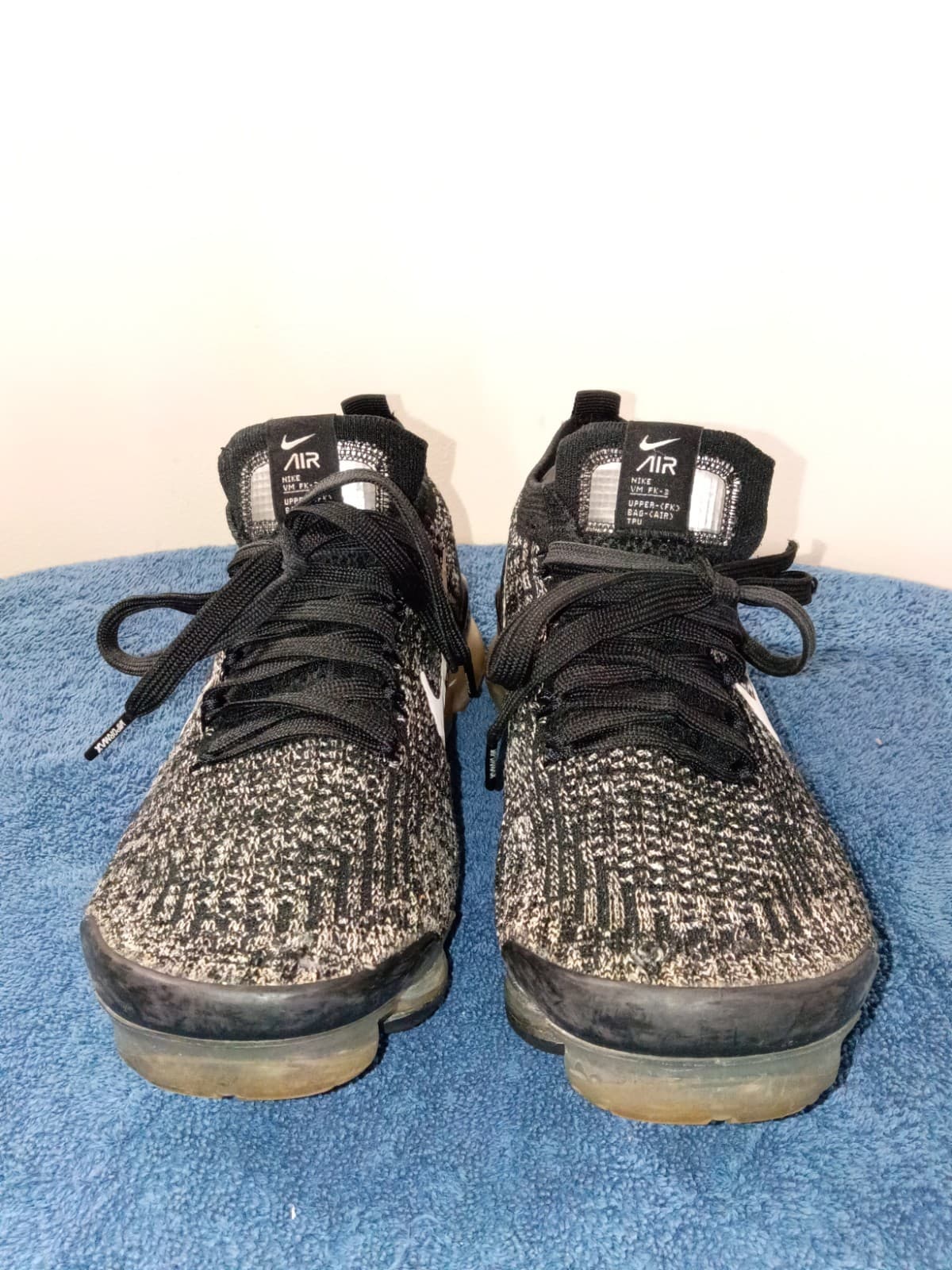 Nike Air VaporMax Flyknit 3 Oreo Low Top Lace-Up Sneaker AJ6910-001 - Thumbnail 2