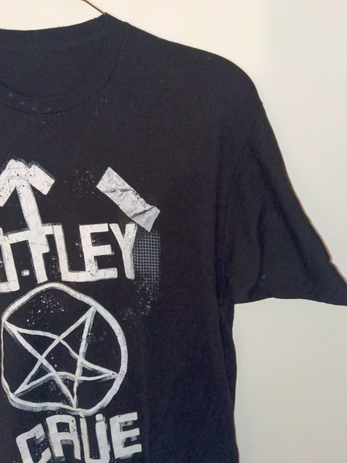 Mötley Crüe Stadium Tour 2022 Black Short Sleeve T-Shirt w/ Back Tour Dates XL - Thumbnail 2