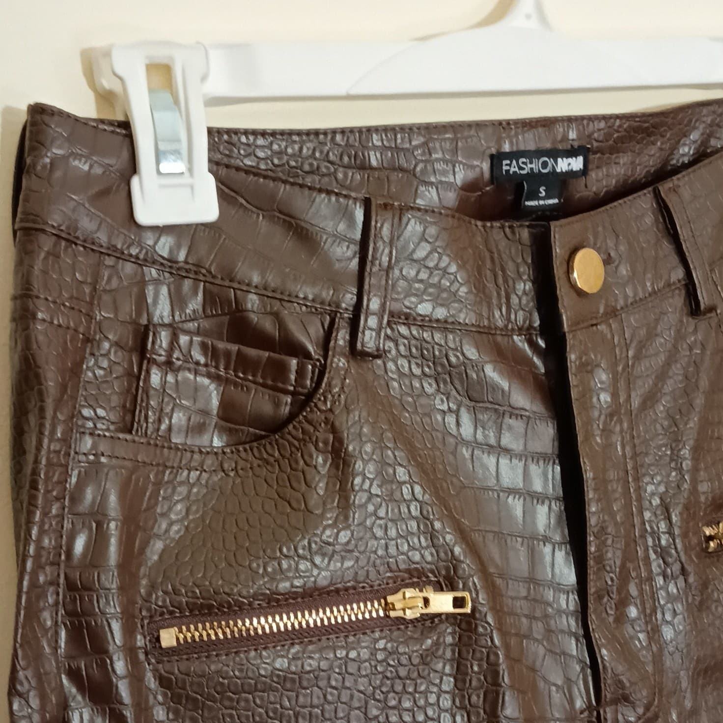 Fashion Nova Brown Croc Animal Print Flat Front Pants Zip Button Accents Sz S - Thumbnail 8