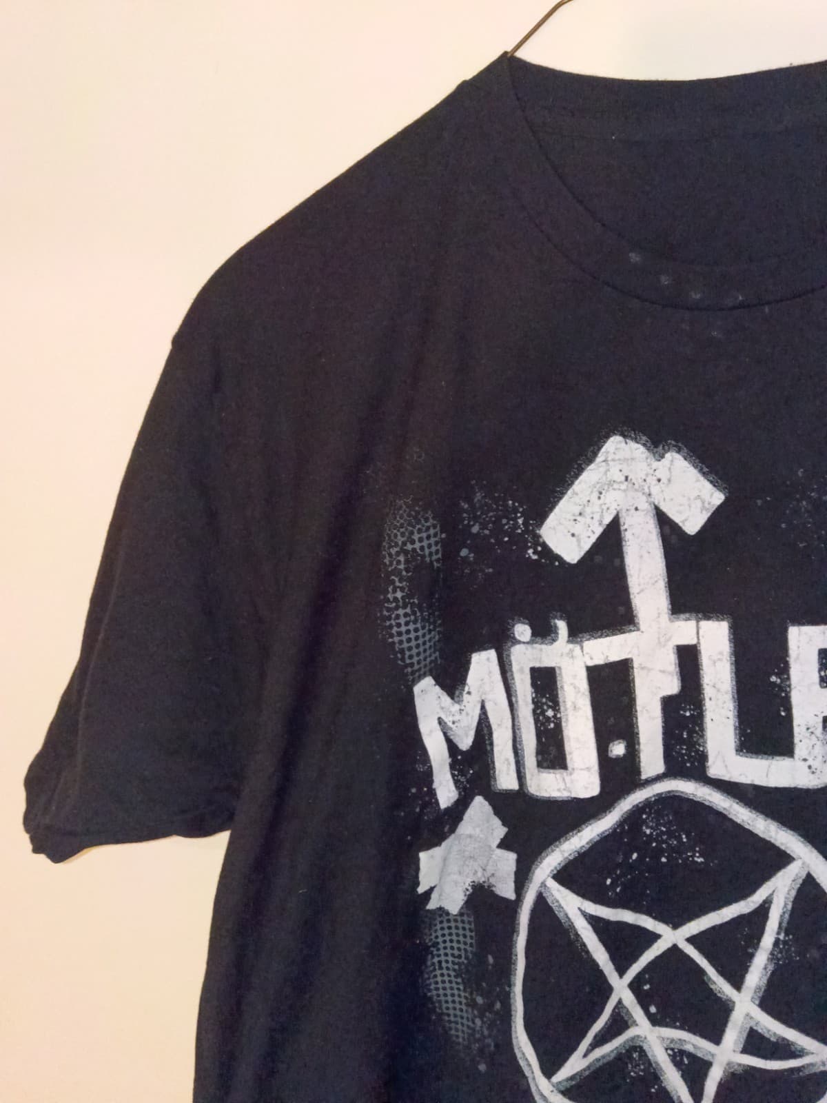 Mötley Crüe Stadium Tour 2022 Black Short Sleeve T-Shirt w/ Back Tour Dates XL - Thumbnail 3