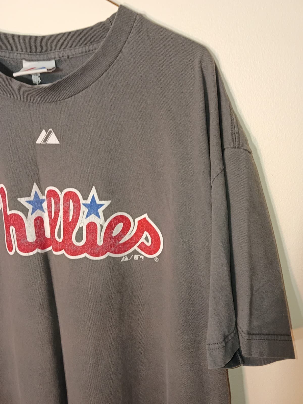 Majestic Philadelphia Phillies Chase Utley #26 MLB Gray T-Shirt - Thumbnail 3