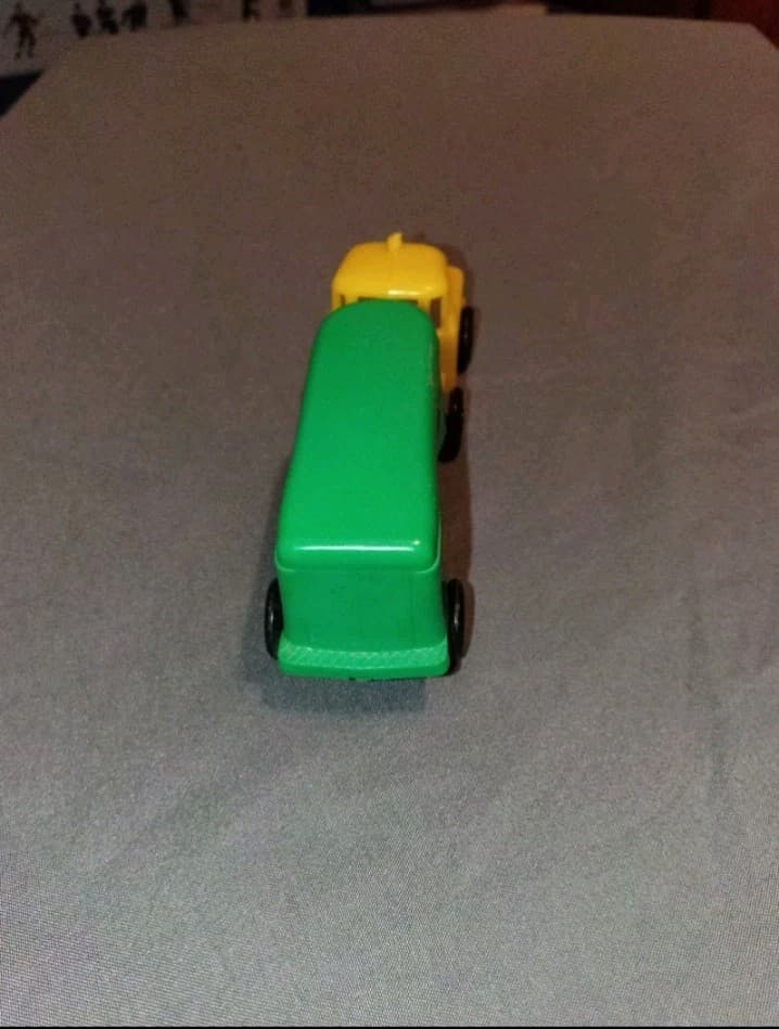 Nylint Vintage Plastic Toy Semi Truck & Trailer Yellow Cab Green Trailer - Thumbnail 2