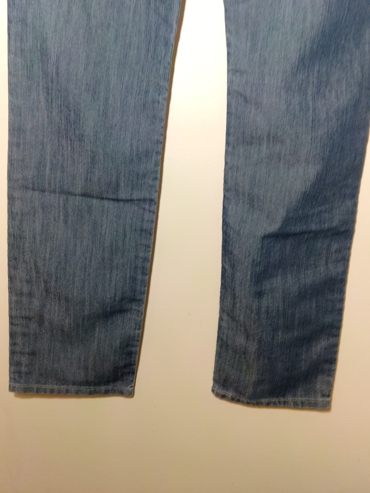 Levi's Men's Straight Fit Blue Light Wash Denim Jeans Mid Rise 5-Pocket - Thumbnail 8