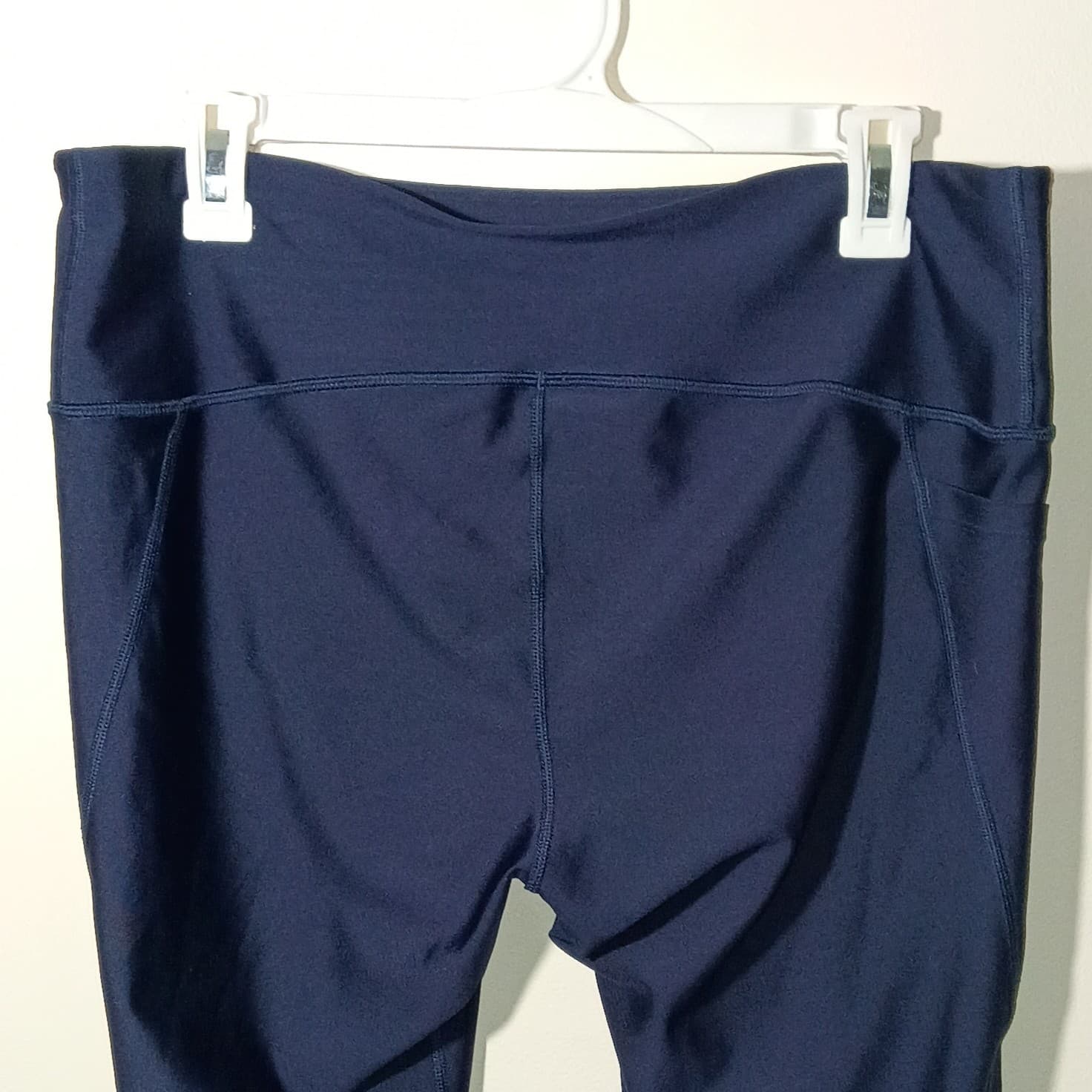 Under Armour Women's Capri Compression Stretch Leggings XL Pull-On Gym Training - Thumbnail 3