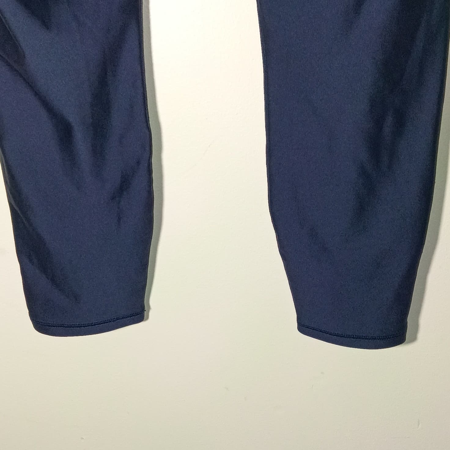 Under Armour Women's Capri Compression Stretch Leggings XL Pull-On Gym Training - Thumbnail 5