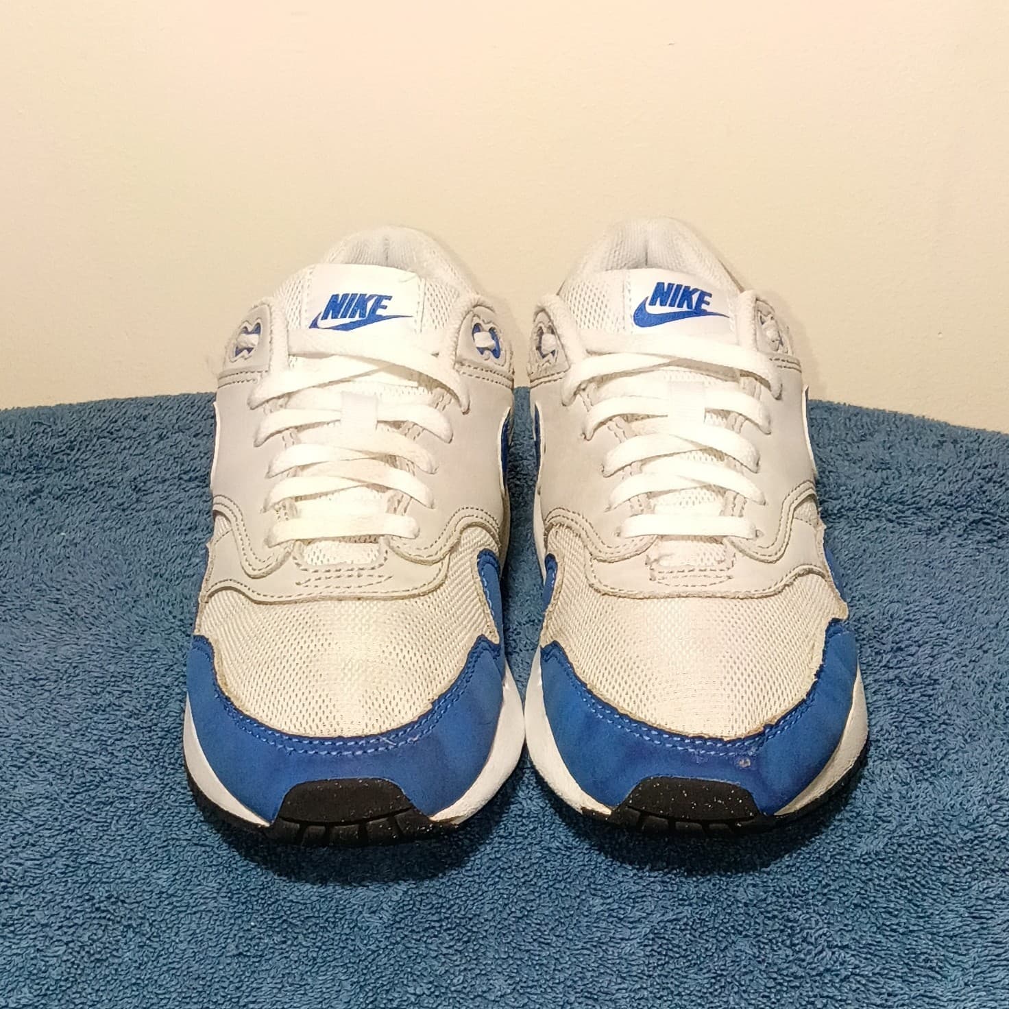 Boys Size 7Y Nike Air Max 1 Shoes OG Royal Athletic Sneakers DZ3307-104 - Thumbnail 2
