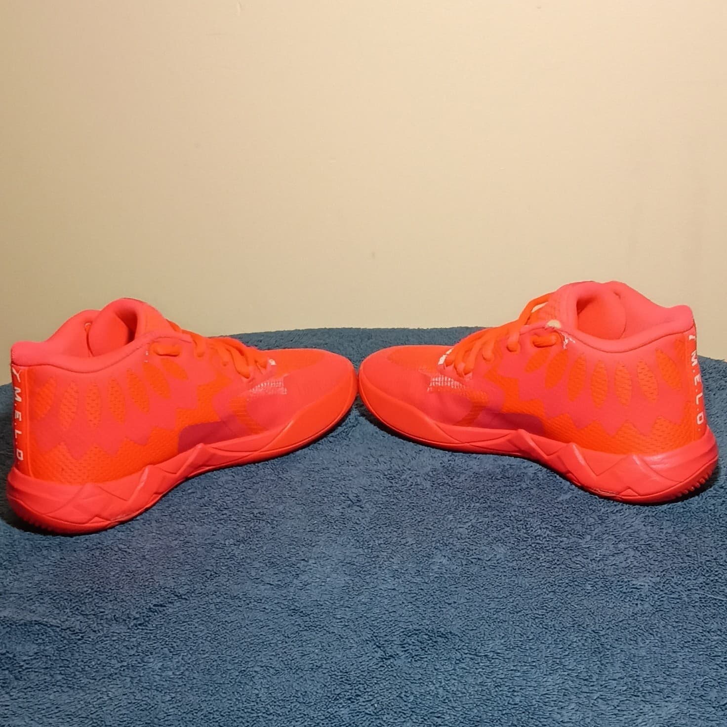 PUMA Sneakers Mens 7 Pink Lamelo Breast Cancer Awareness Basketball 309824-01 - Thumbnail 9