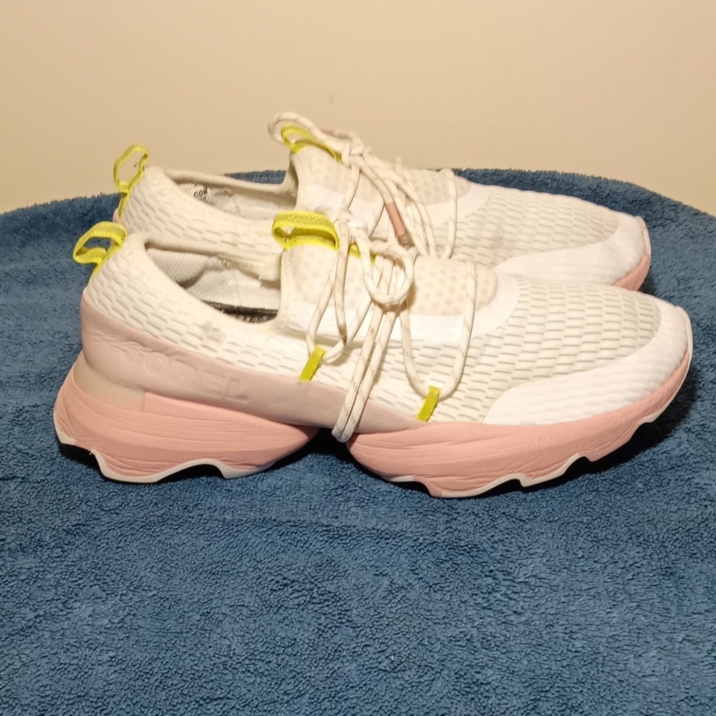 Sorel Kinetic Impact Lace Sneakers White Women’s 9.5 Running Casual Shoes - Thumbnail 4