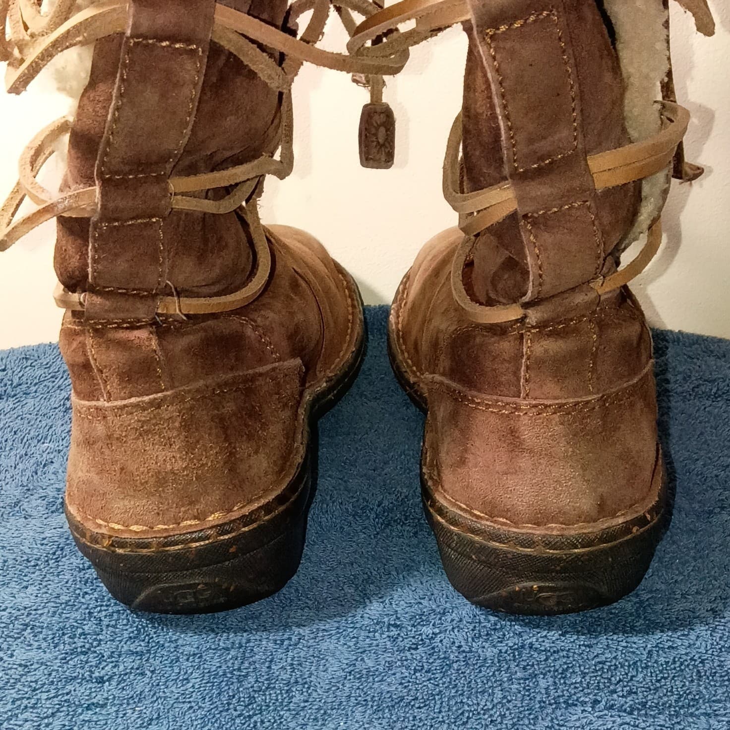 Womens Size 7 Ugg Australia Brown Leather Mid Calf Boots Lace Up Back - Thumbnail 6