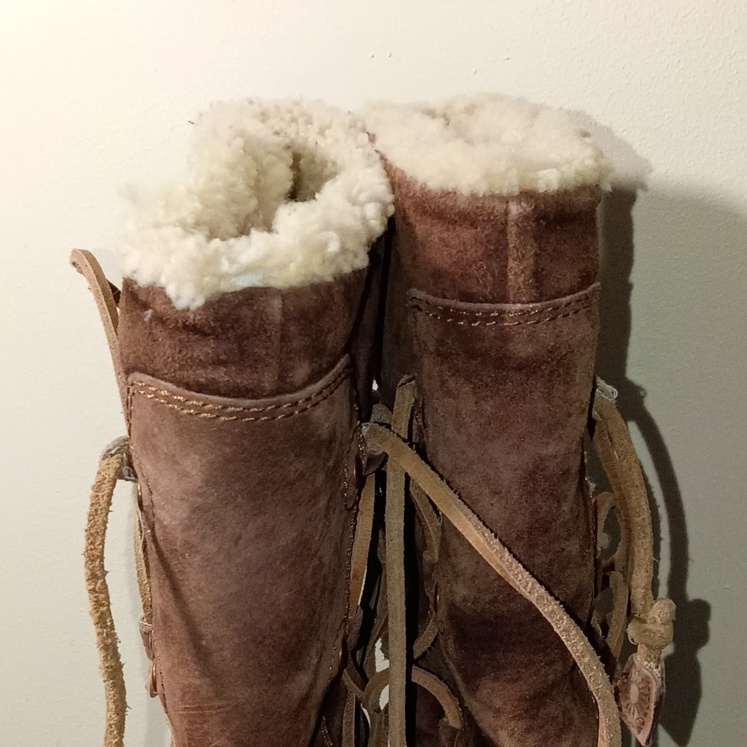 Womens Size 7 Ugg Australia Brown Leather Mid Calf Boots Lace Up Back - Thumbnail 4