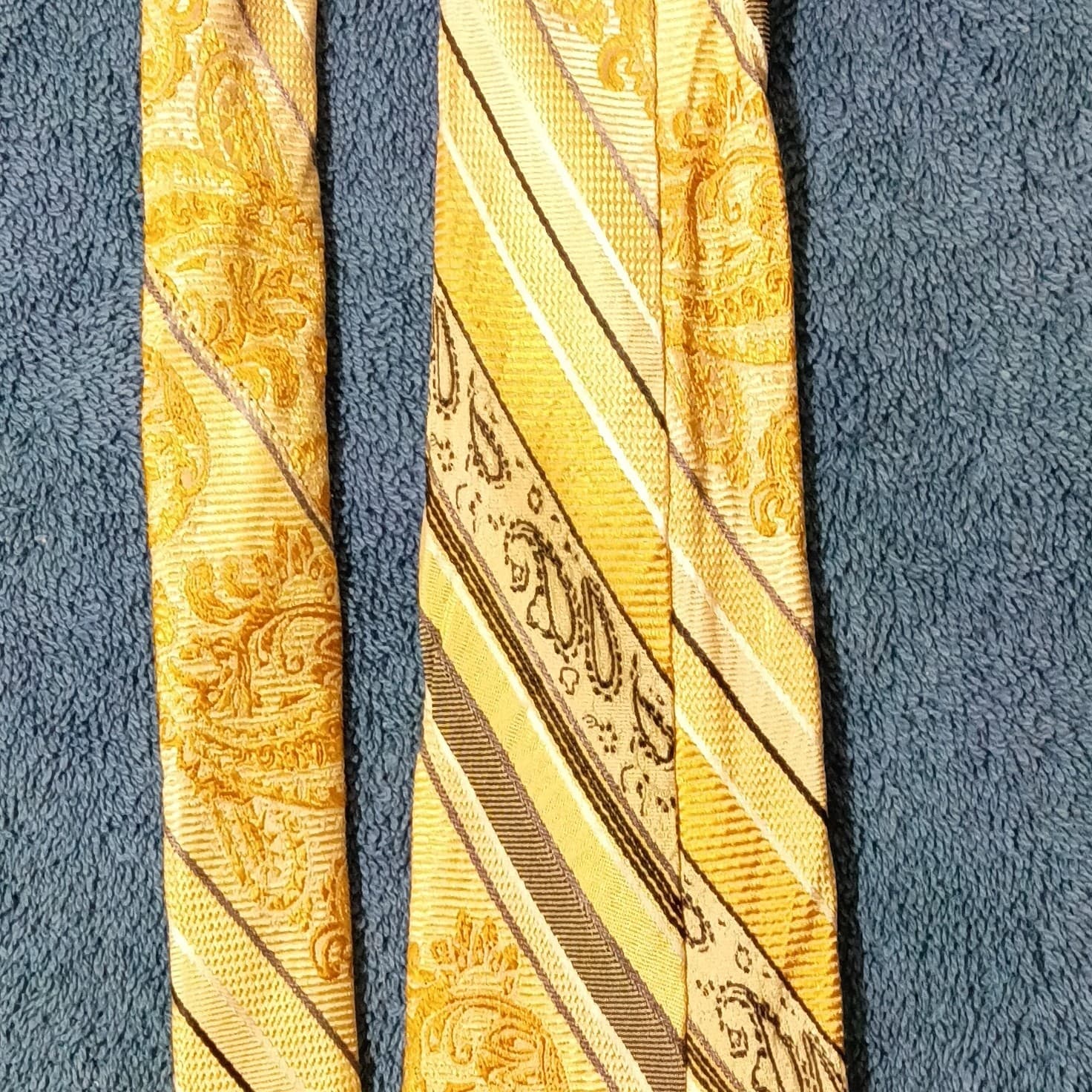 Stacy Adams Men’s Silk Tie Grande Knot Gold, Brown & Cream Striped - Thumbnail 9