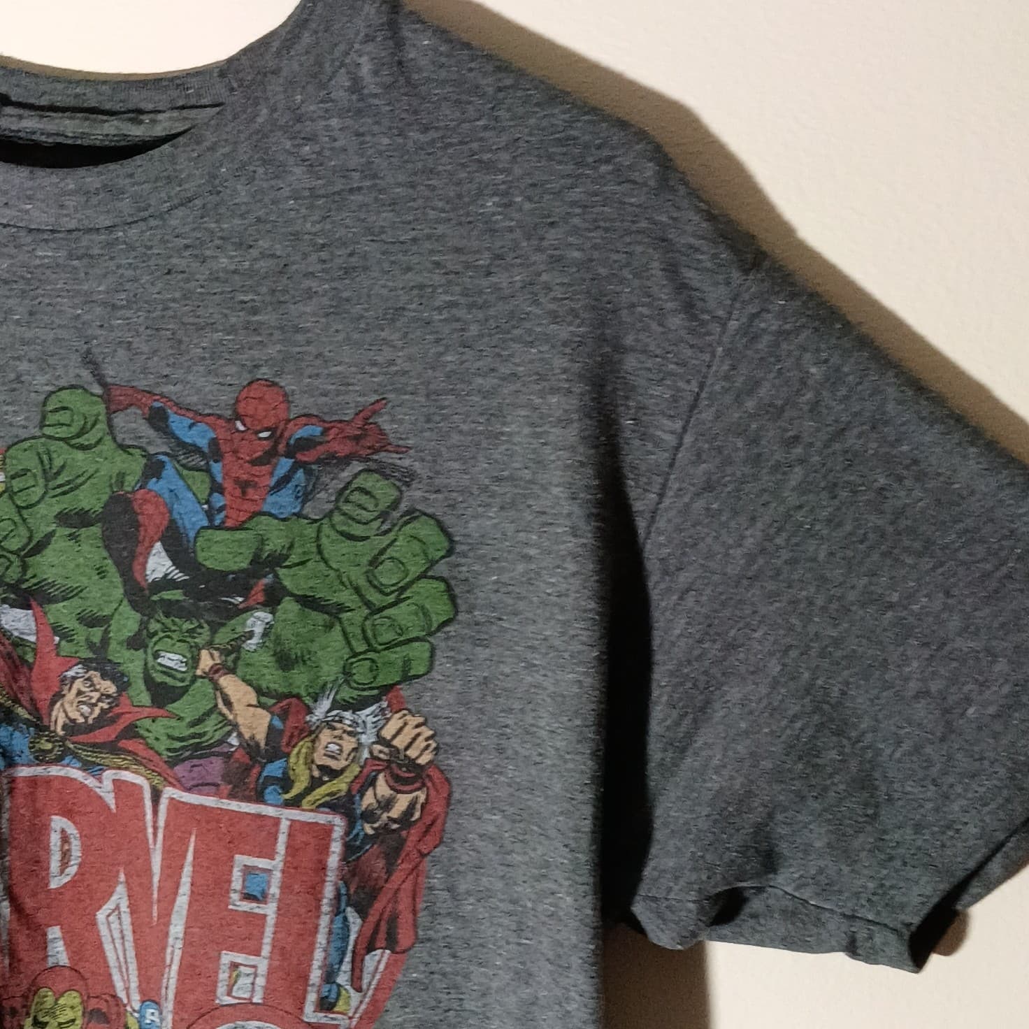 Marvel Graphic Print Short Sleeve Gray Men's T-Shirt Size Medium - Thumbnail 2