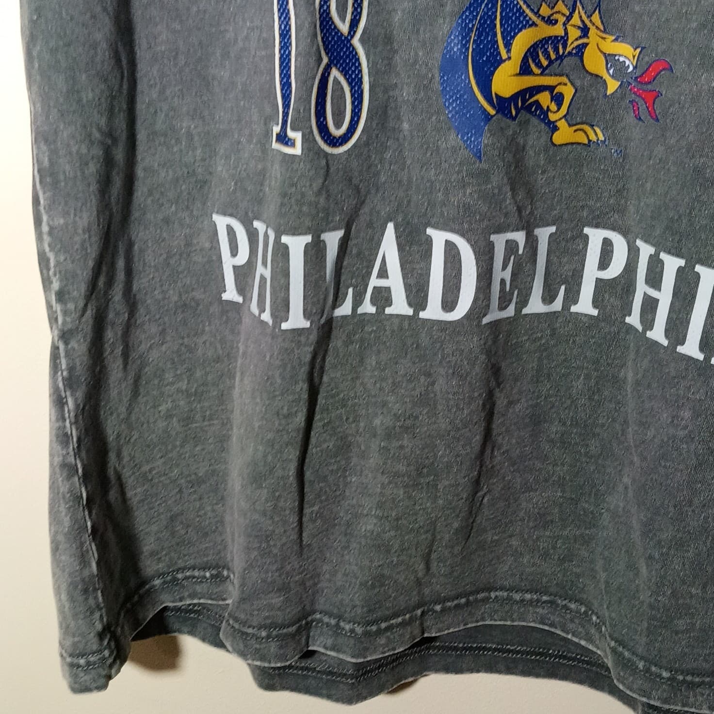 Gameday Couture Drexel Dragons Gray Graphic Logo Crew Neck T-Shirt Mens Size M - Thumbnail 6